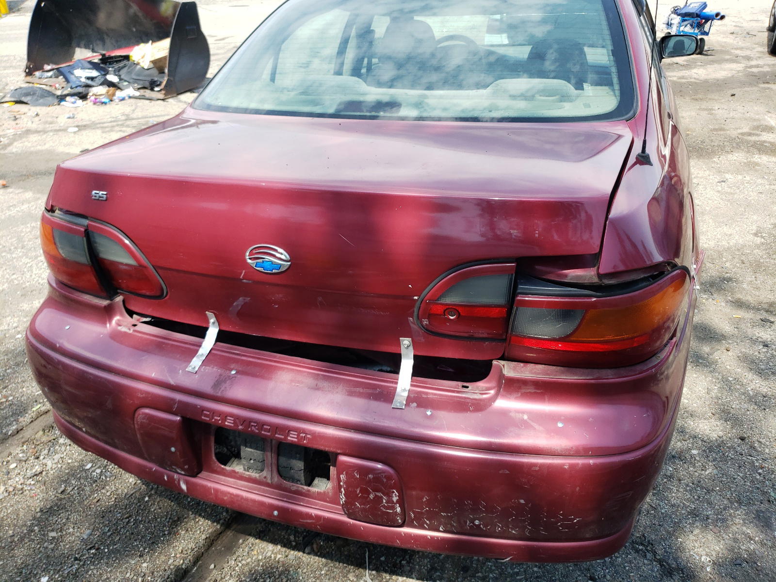 Photo 9 from auction – 2005 CHEVROLET CLASSIC with VIN 1G1ND52F95M231206
