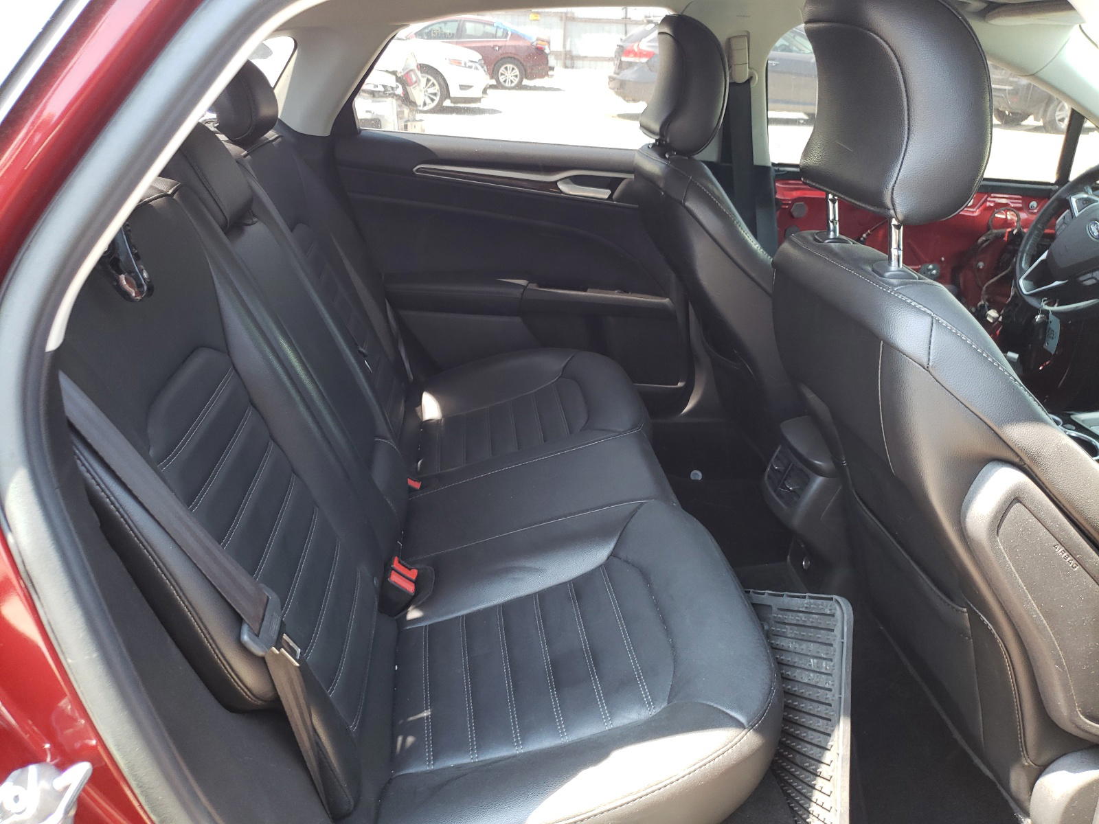 Photo 6 from auction – 2016 FORD FUSION SE with VIN 3FA6P0HDXGR128730