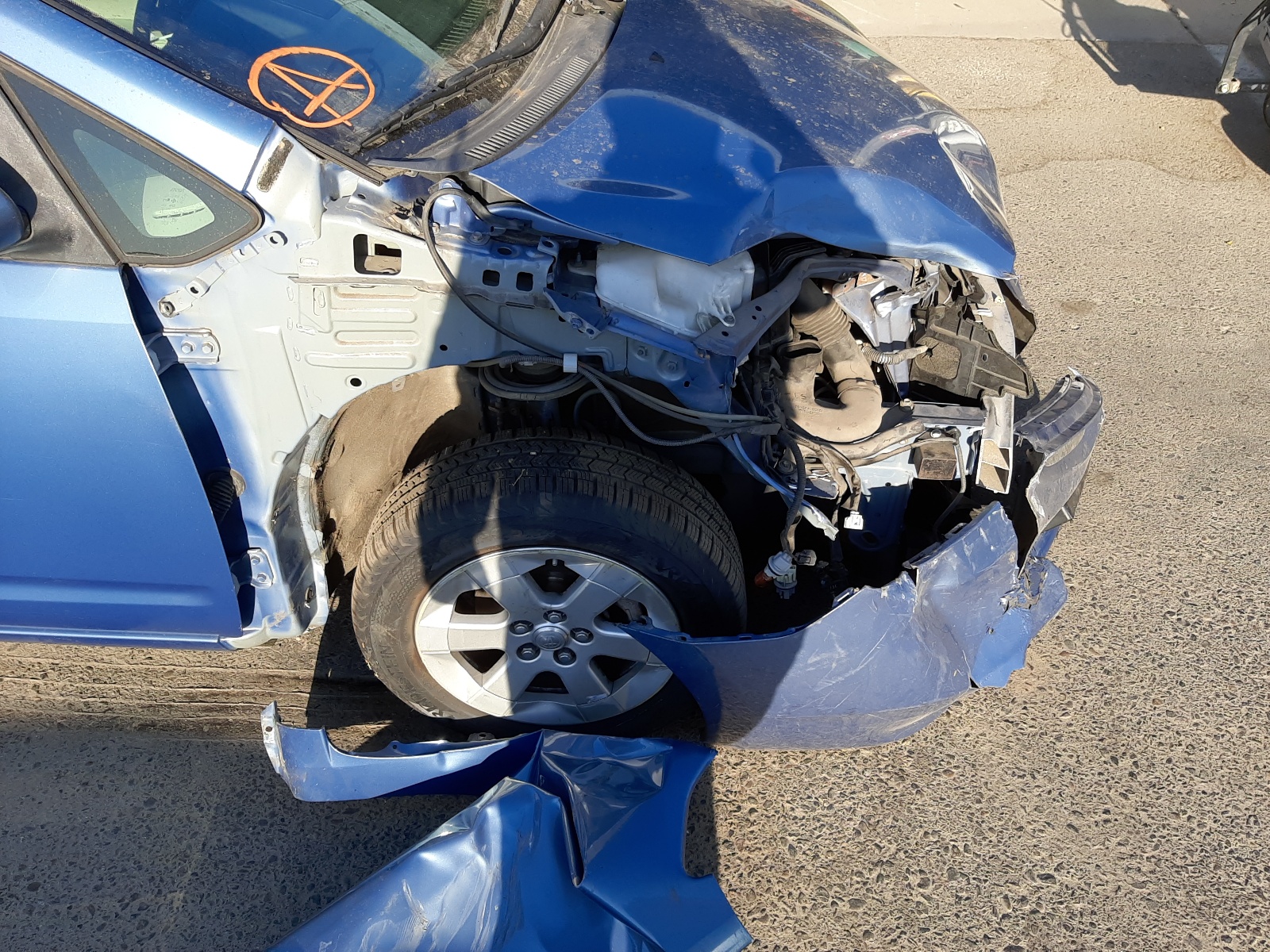 Photo 9 from auction – 2006 TOYOTA PRIUS with VIN JTDKB20U967522787
