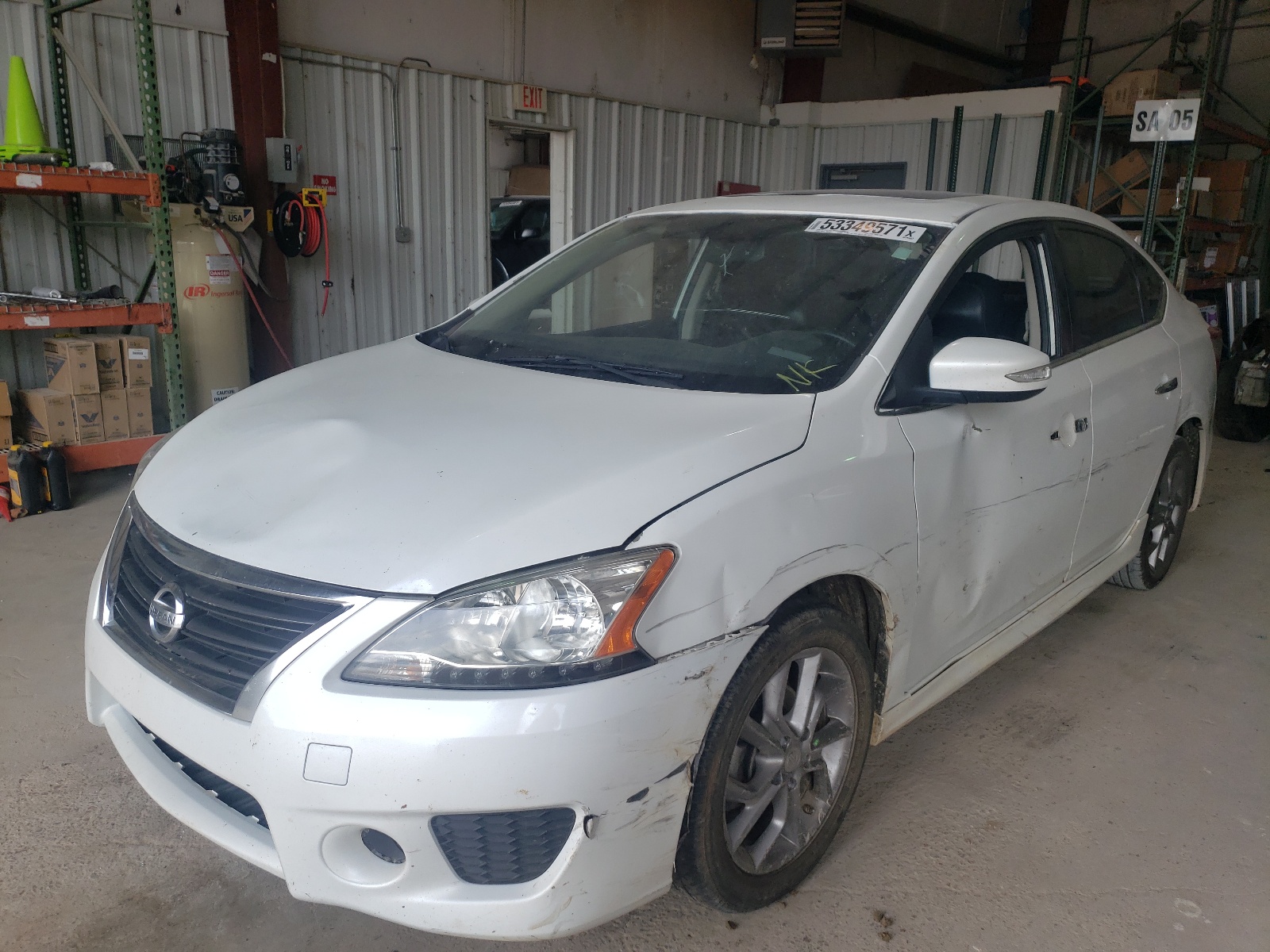 Photo 2 from auction – 2015 NISSAN SENTRA S with VIN 3N1AB7AP1FY353741