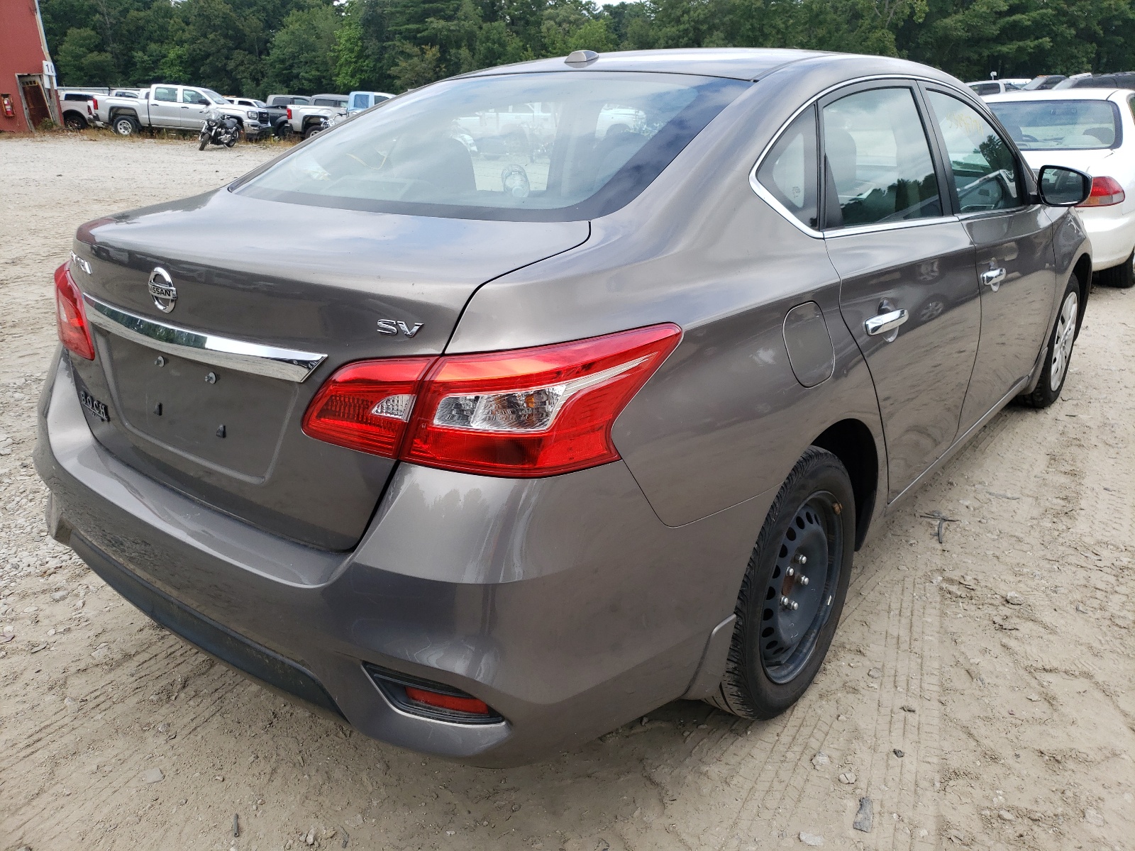 Photo 4 from auction – 2016 NISSAN SENTRA S with VIN 3N1AB7AP9GY326692