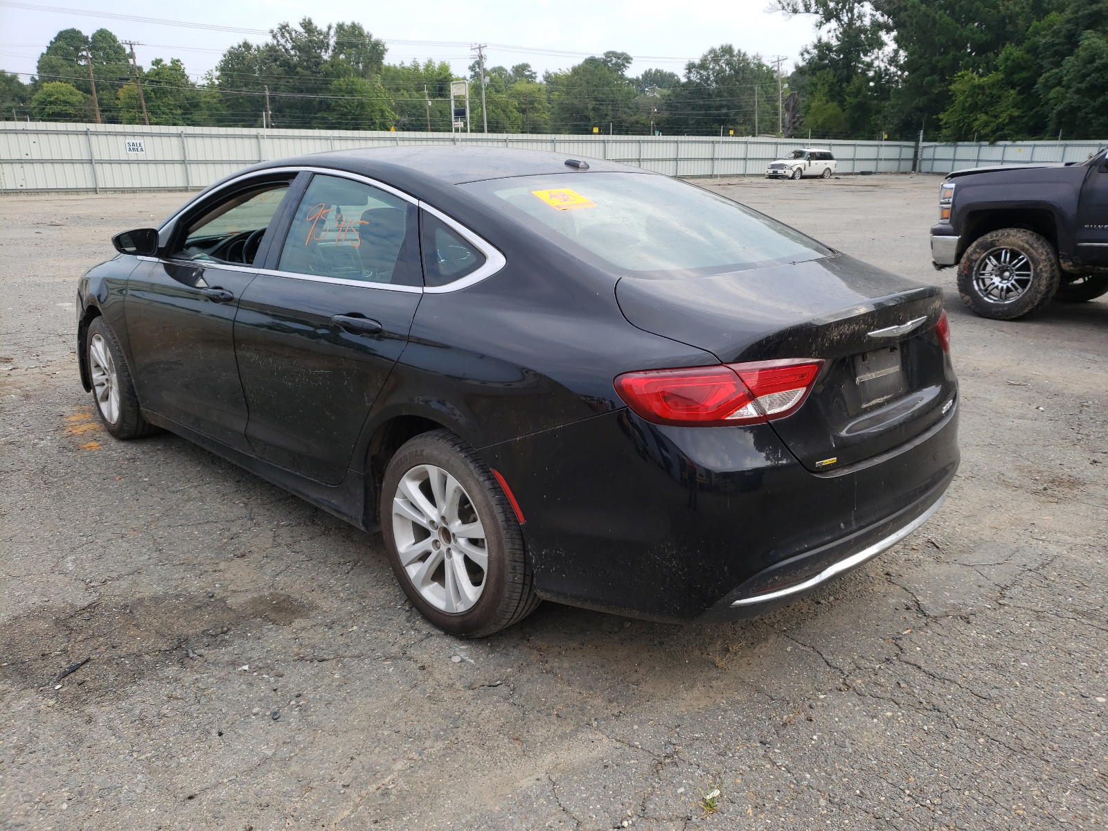 Photo 3 from auction – 2015 CHRYSLER 200 LIMITE with VIN 1C3CCCAB5FN604035