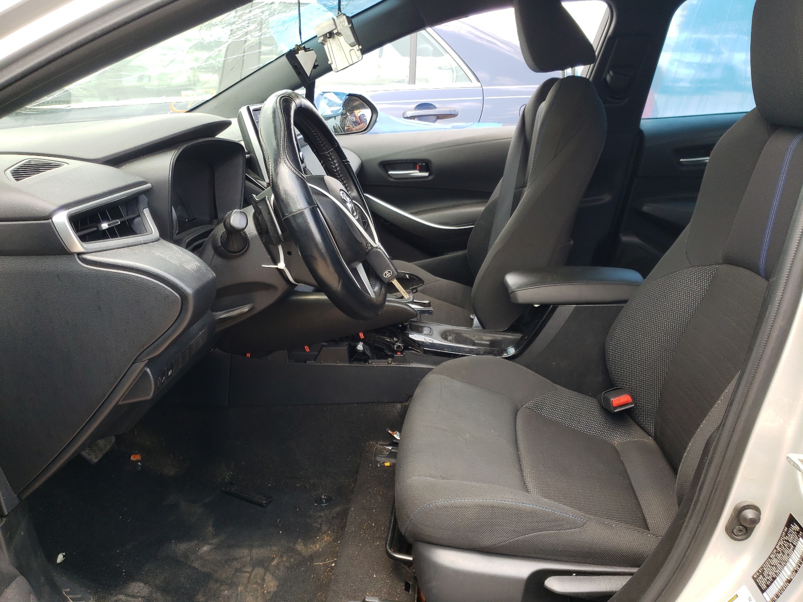 Photo 5 from auction – 2020 TOYOTA COROLLA SE with VIN 5YFS4RCE7LP020068