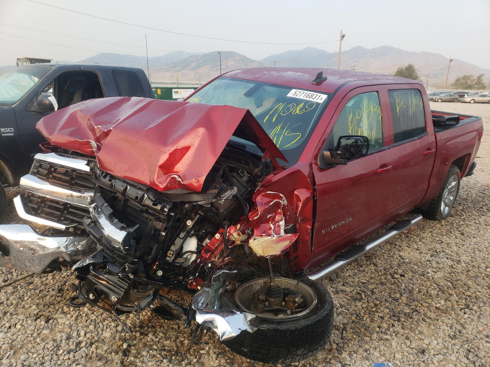 Photo 2 from auction – 2018 CHEVROLET SILVERADO with VIN 3GCUKRER3JG250725