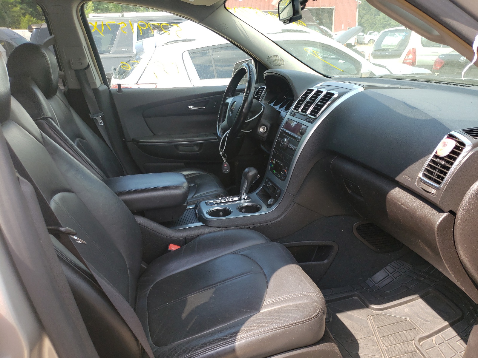 Photo 5 from auction – 2007 GMC ACADIA SLT with VIN 1GKEV23757J139738