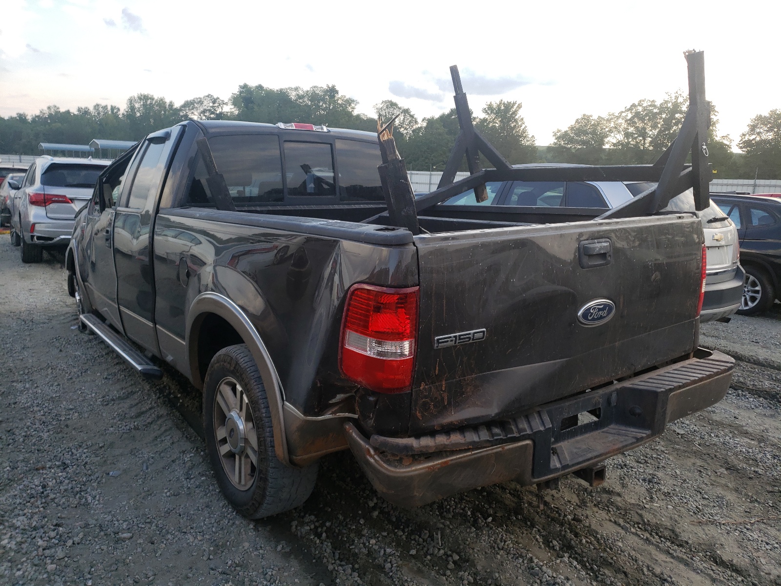 Photo 3 from auction – 2005 FORD F150 with VIN 1FTPX12535NB82649