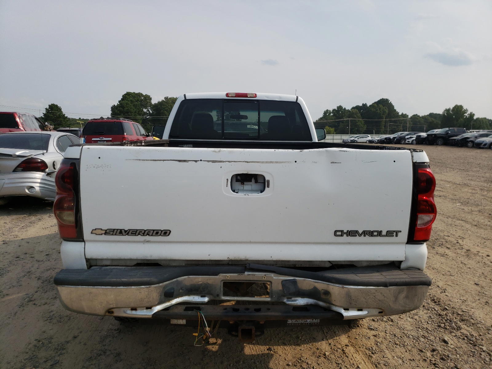 Photo 6 from auction – 2005 CHEVROLET SILVERADO with VIN 1GCHC24U05E155743