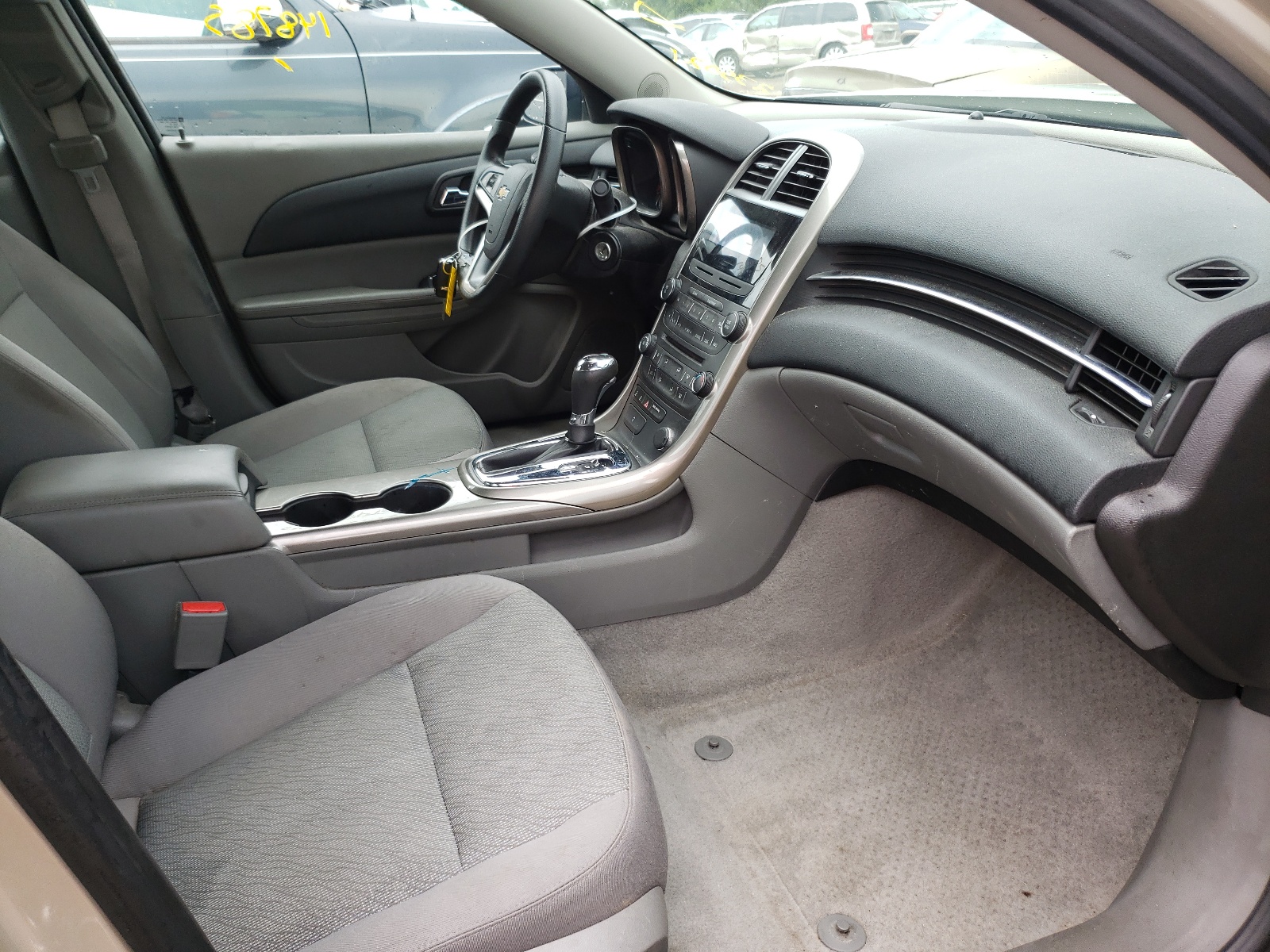 Photo 5 from auction – 2013 CHEVROLET MALIBU LS with VIN 1G11B5SA1DF235021