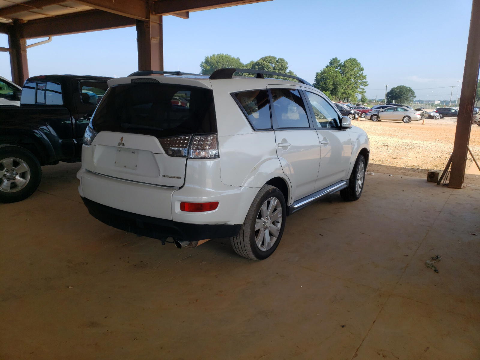 Photo 4 from auction – 2012 MITSUBISHI OUTLANDER with VIN JA4AS3AWXCU027832
