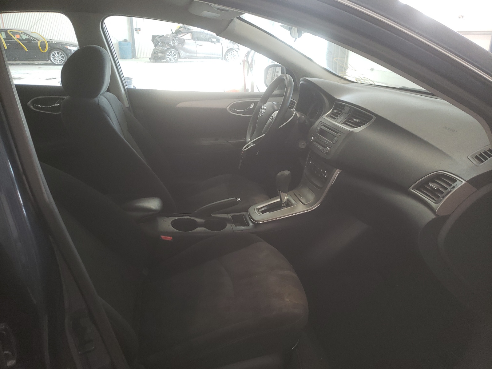 Photo 5 from auction – 2013 NISSAN SENTRA S with VIN 1N4AB7AP5DN910163