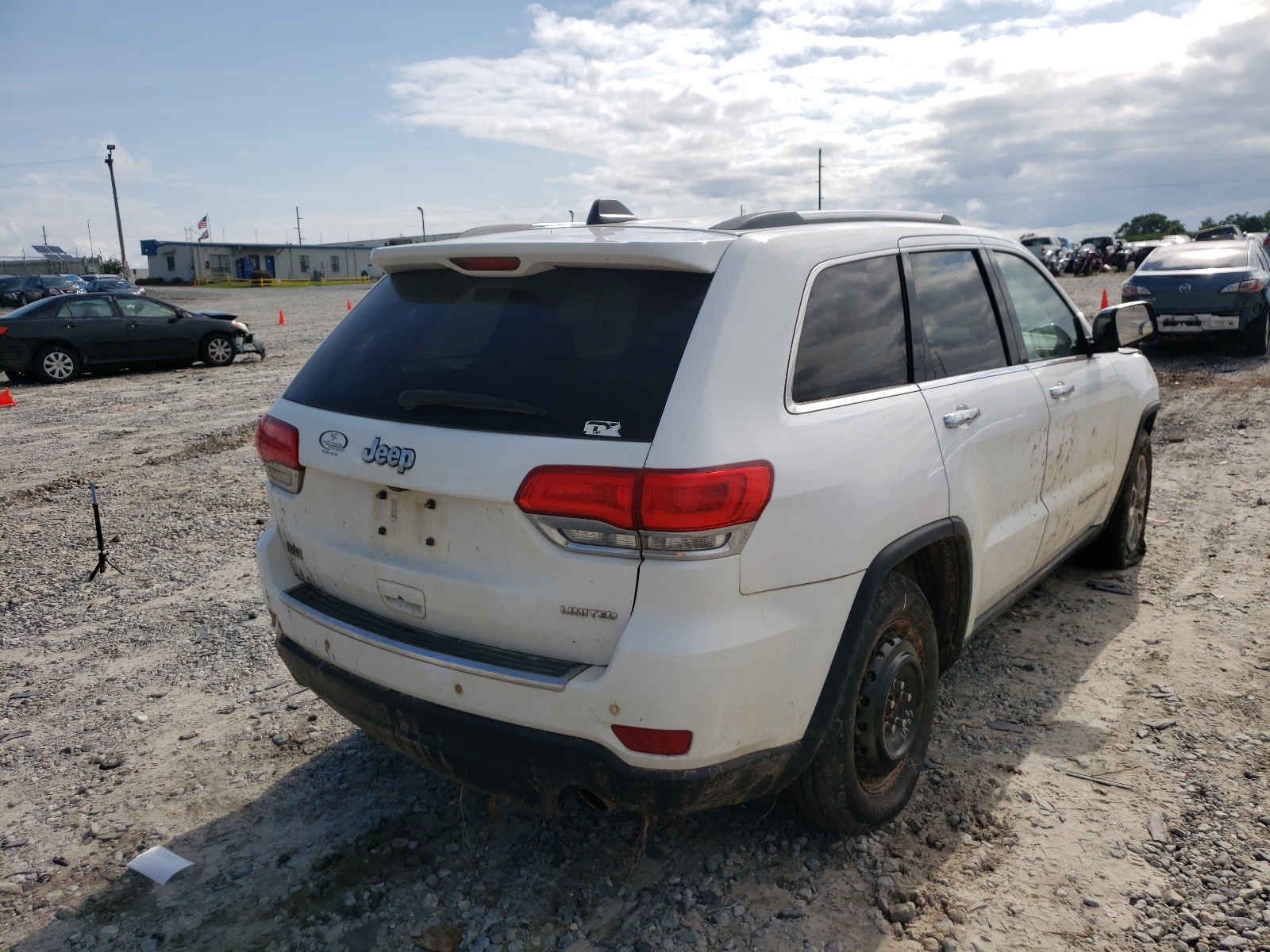 Photo 4 from auction – 2015 JEEP GRAND CHER with VIN 1C4RJEBG0FC634721