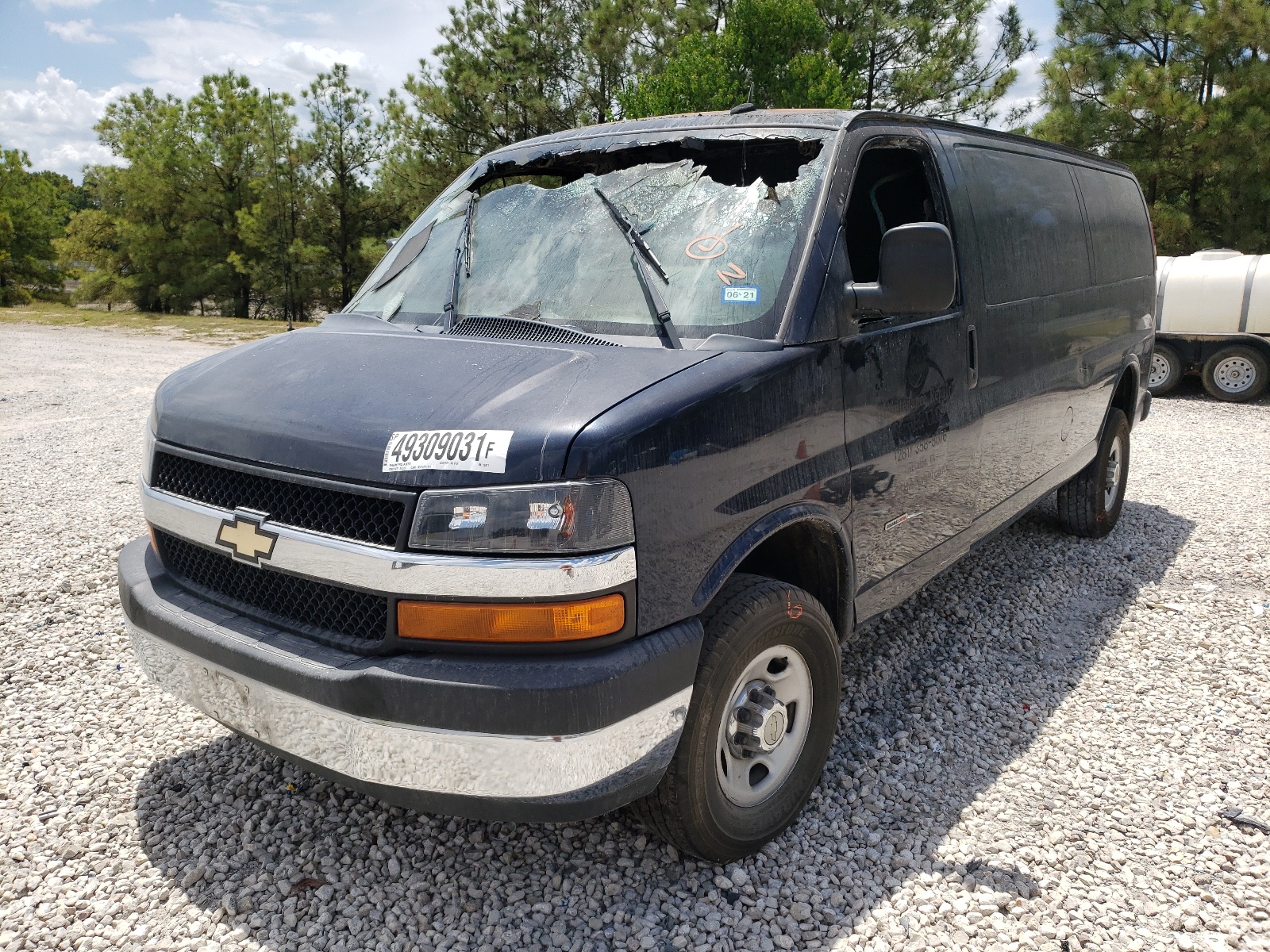 Photo 2 from auction – 2011 CHEVROLET EXPRESS G3 with VIN 1GCZGUCL4B1157074