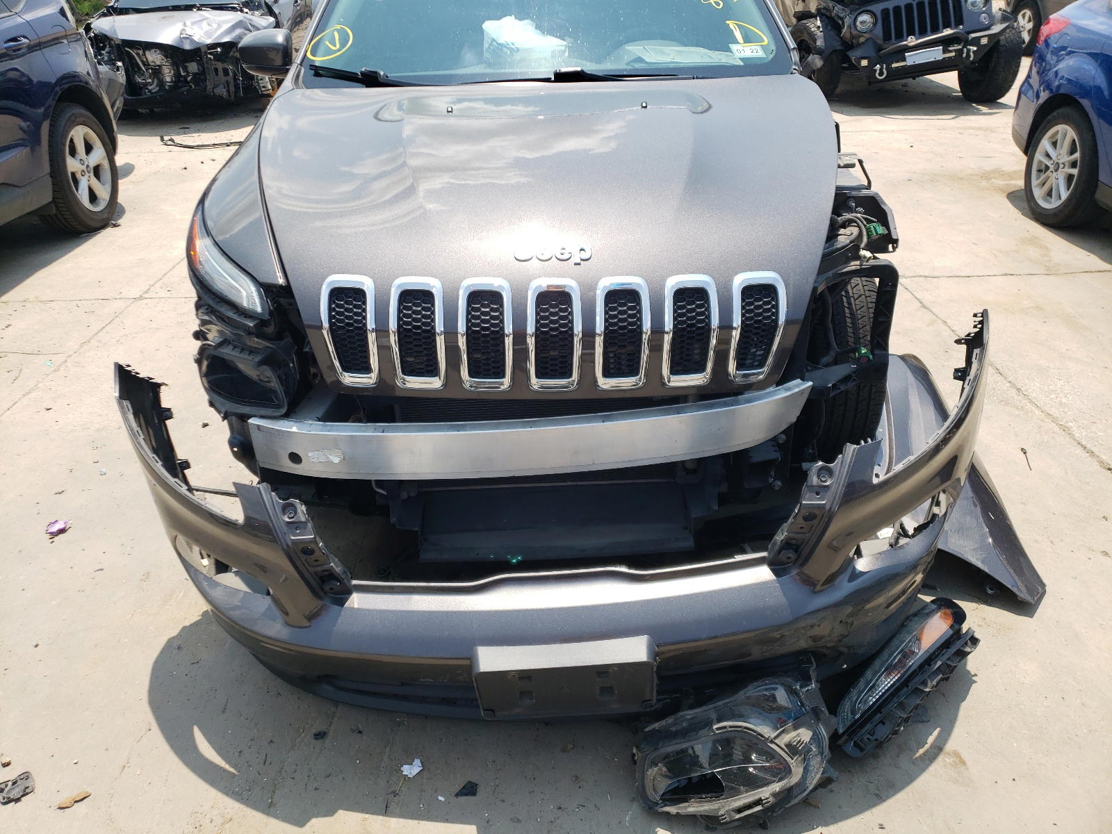 Photo 9 from auction – 2018 JEEP CHEROKEE L with VIN 1C4PJLLX2JD553085