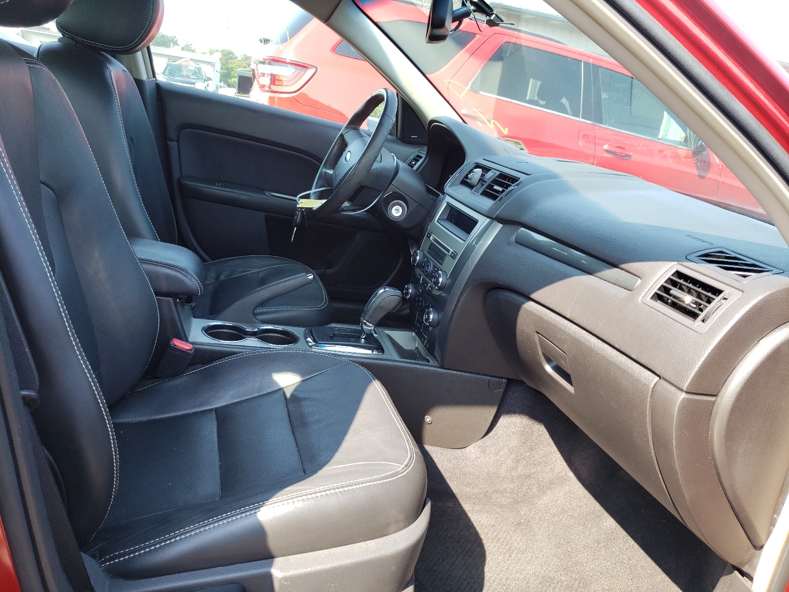 Photo 5 from auction – 2010 FORD FUSION SEL with VIN 3FAHP0JG3AR428100