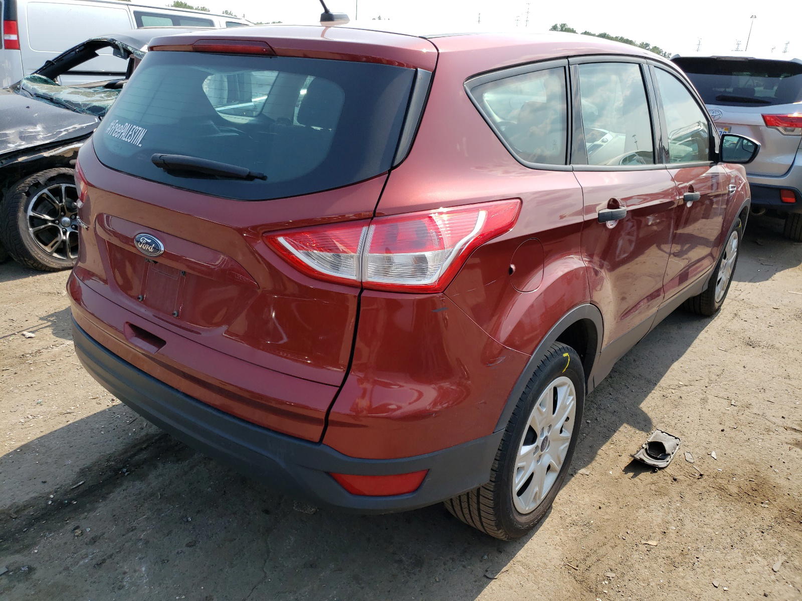 Photo 4 from auction – 2014 FORD ESCAPE with VIN 1FMCU0F71EUB96984