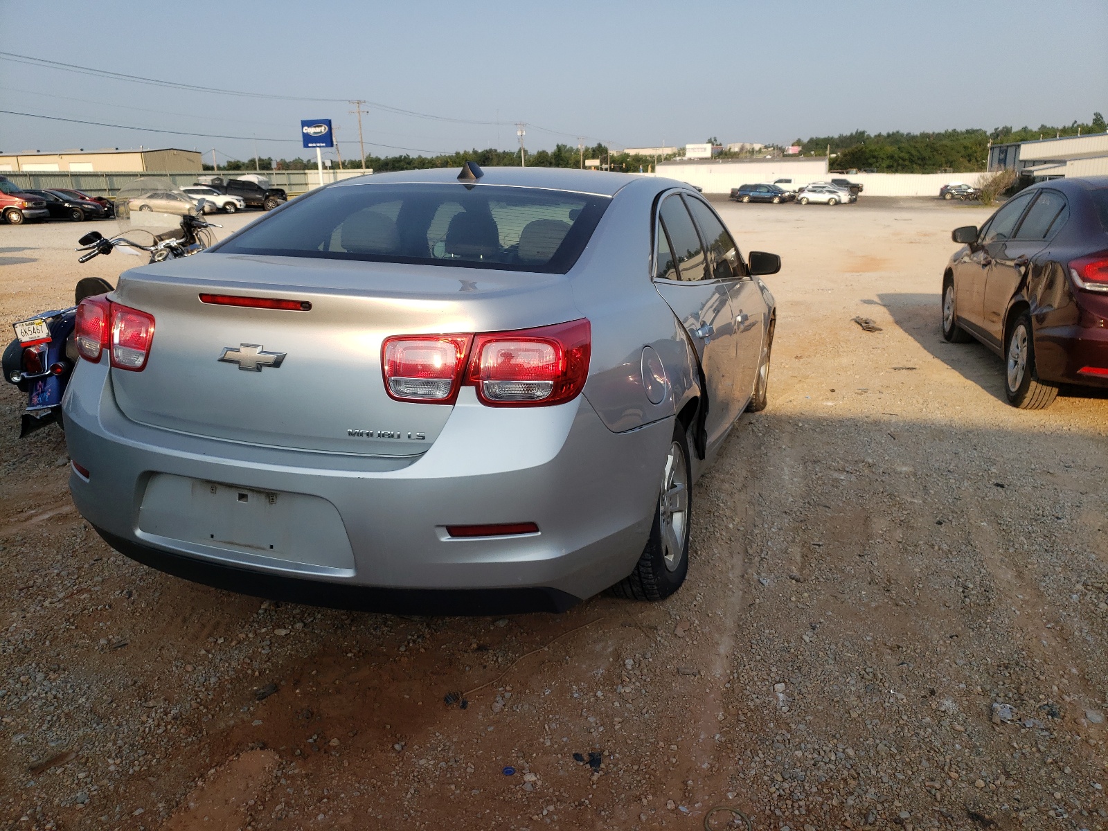 Photo 4 from auction – 2014 CHEVROLET MALIBU LS with VIN 1G11B5SL3EF105647
