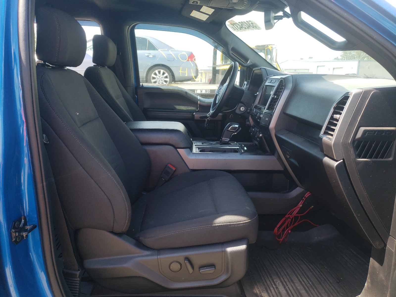 Photo 5 from auction – 2019 FORD F150 SUPER with VIN 1FTEW1EP3KKD37205