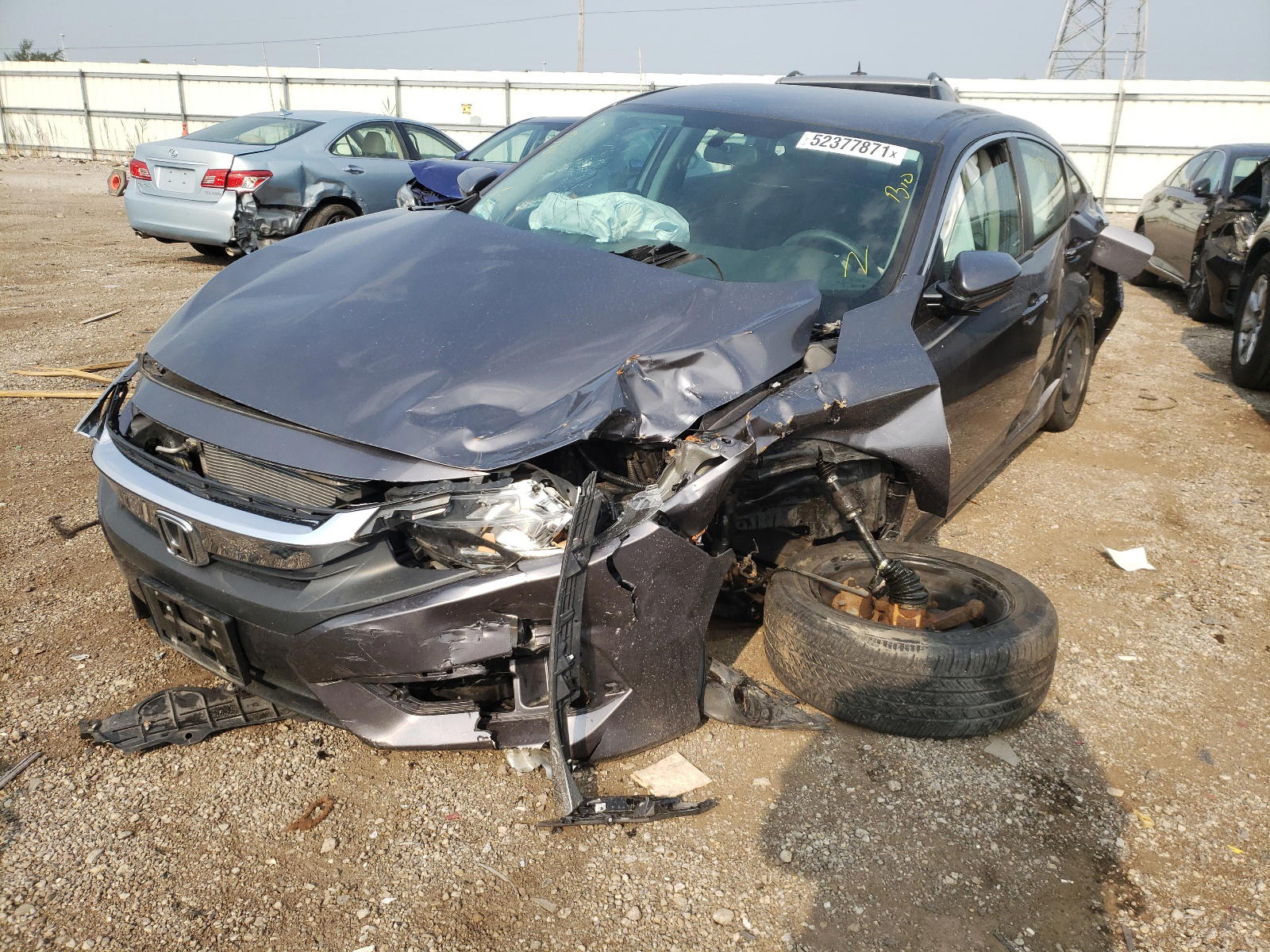 Photo 2 from auction – 2017 HONDA CIVIC LX with VIN 19XFC2F50HE014337
