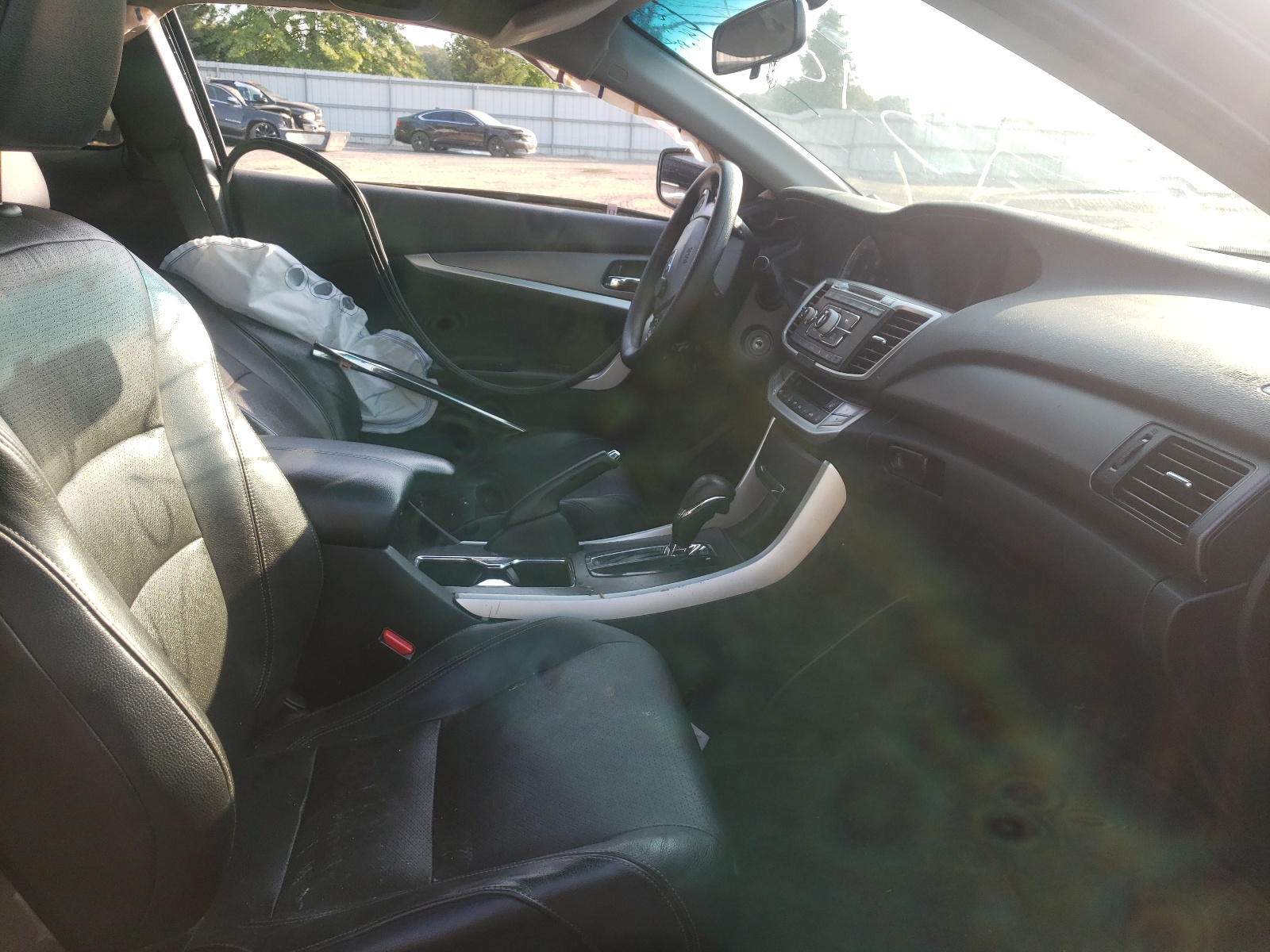 Photo 5 from auction – 2015 HONDA ACCORD LX- with VIN 1HGCT1B3XFA015904