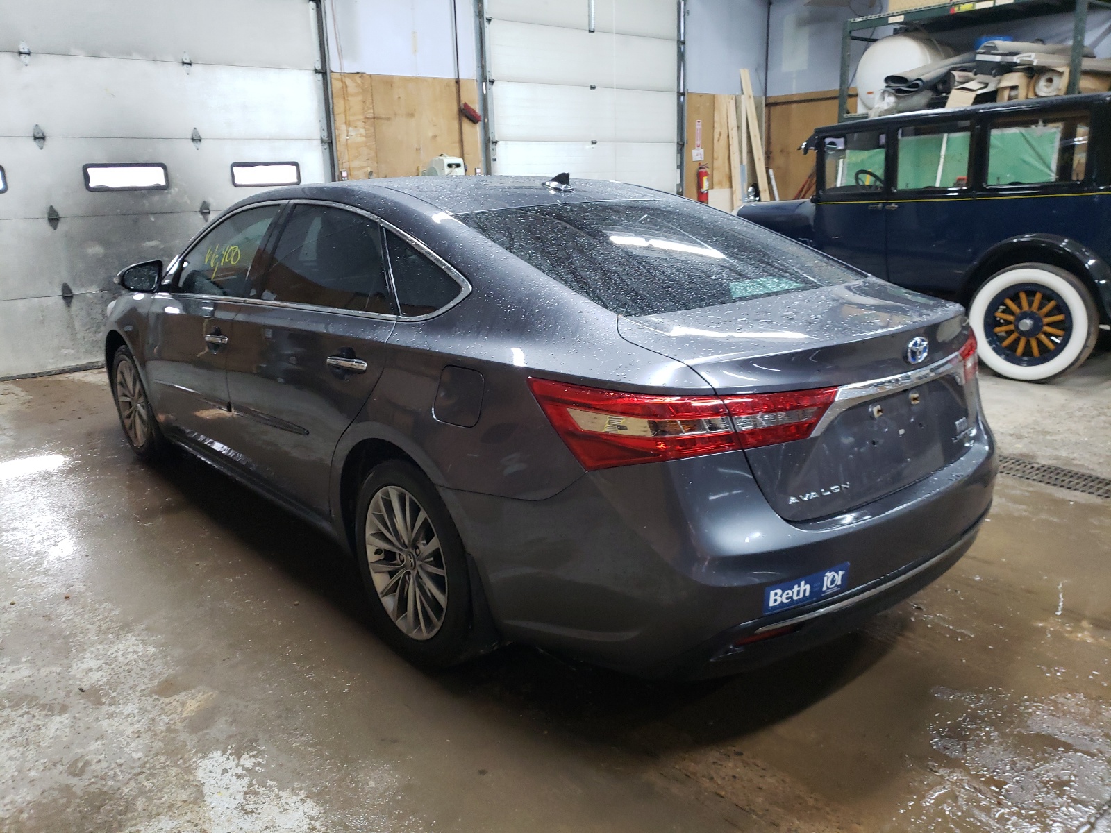 Photo 3 from auction – 2016 TOYOTA AVALON HYB with VIN 4T1BD1EB5GU054616