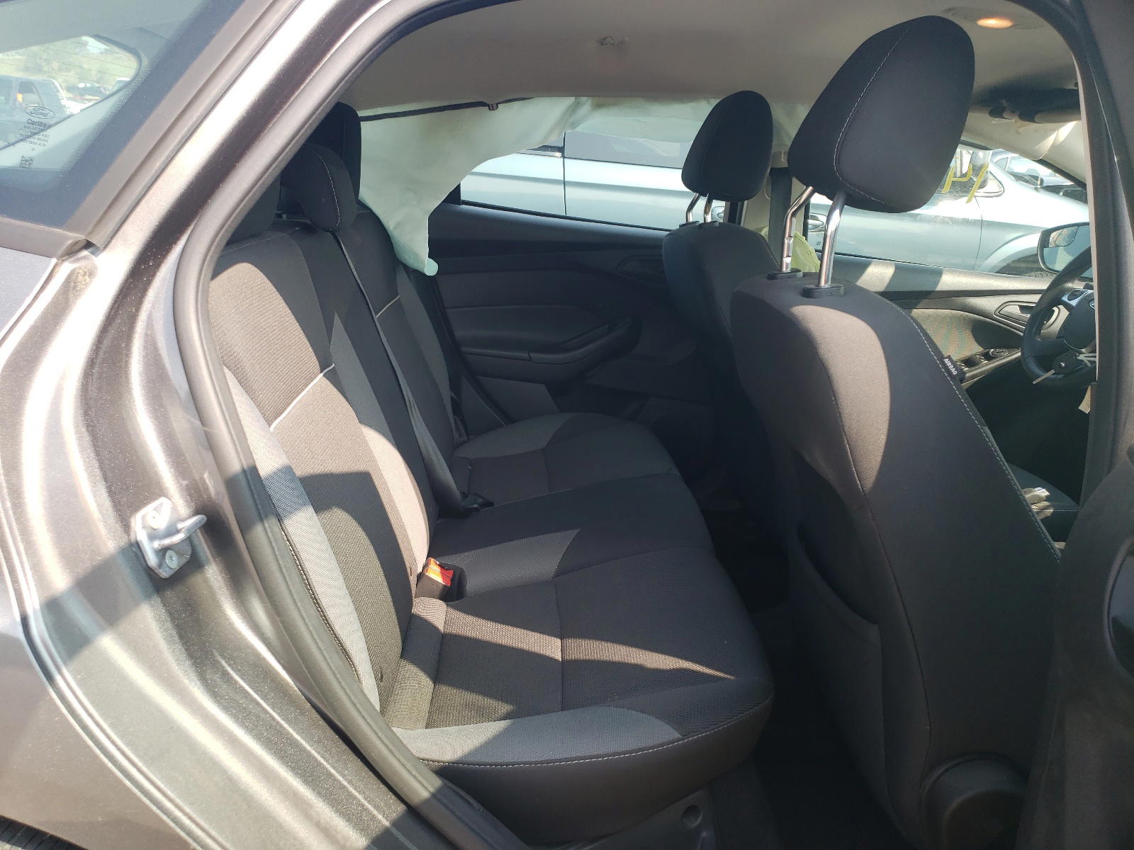 Photo 6 from auction – 2012 FORD FOCUS SE with VIN 1FAHP3K24CL373243