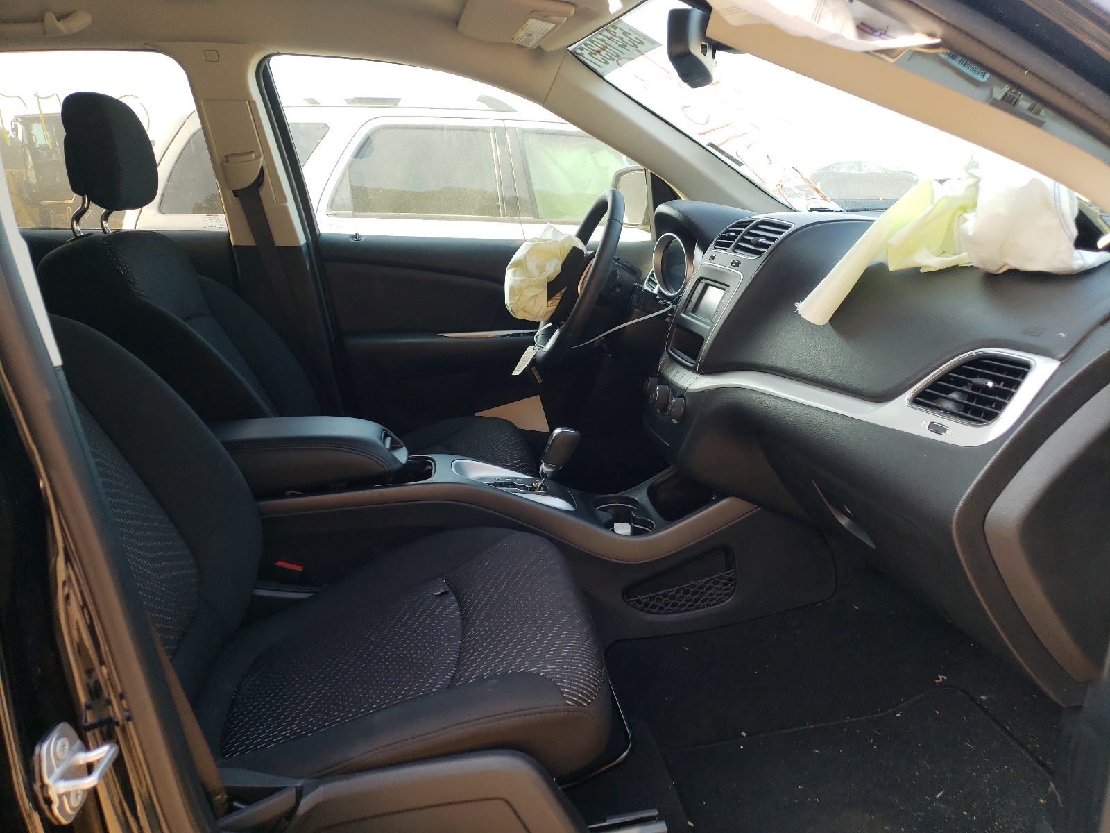 Photo 5 from auction – 2020 DODGE JOURNEY SE with VIN 3C4PDCAB6LT278994