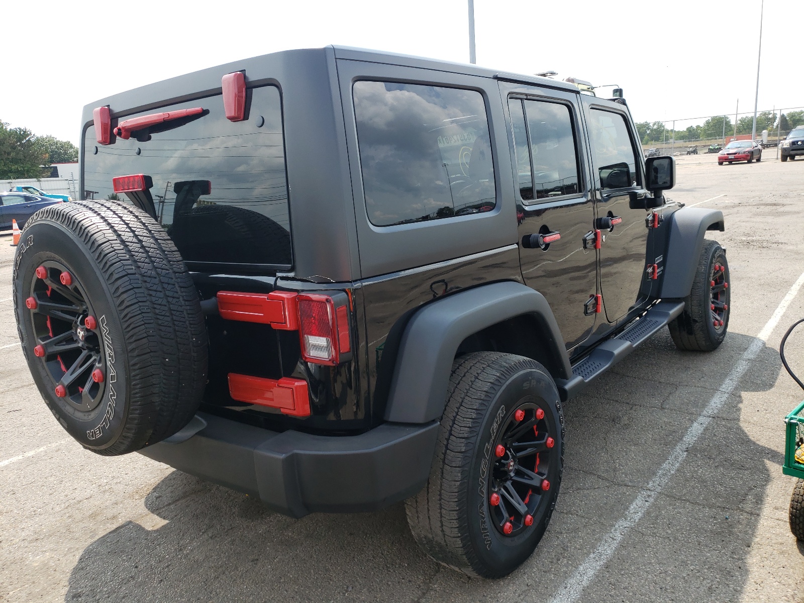 Photo 4 from auction – 2017 JEEP WRANGLER with VIN 1C4BJWDG0HL632359