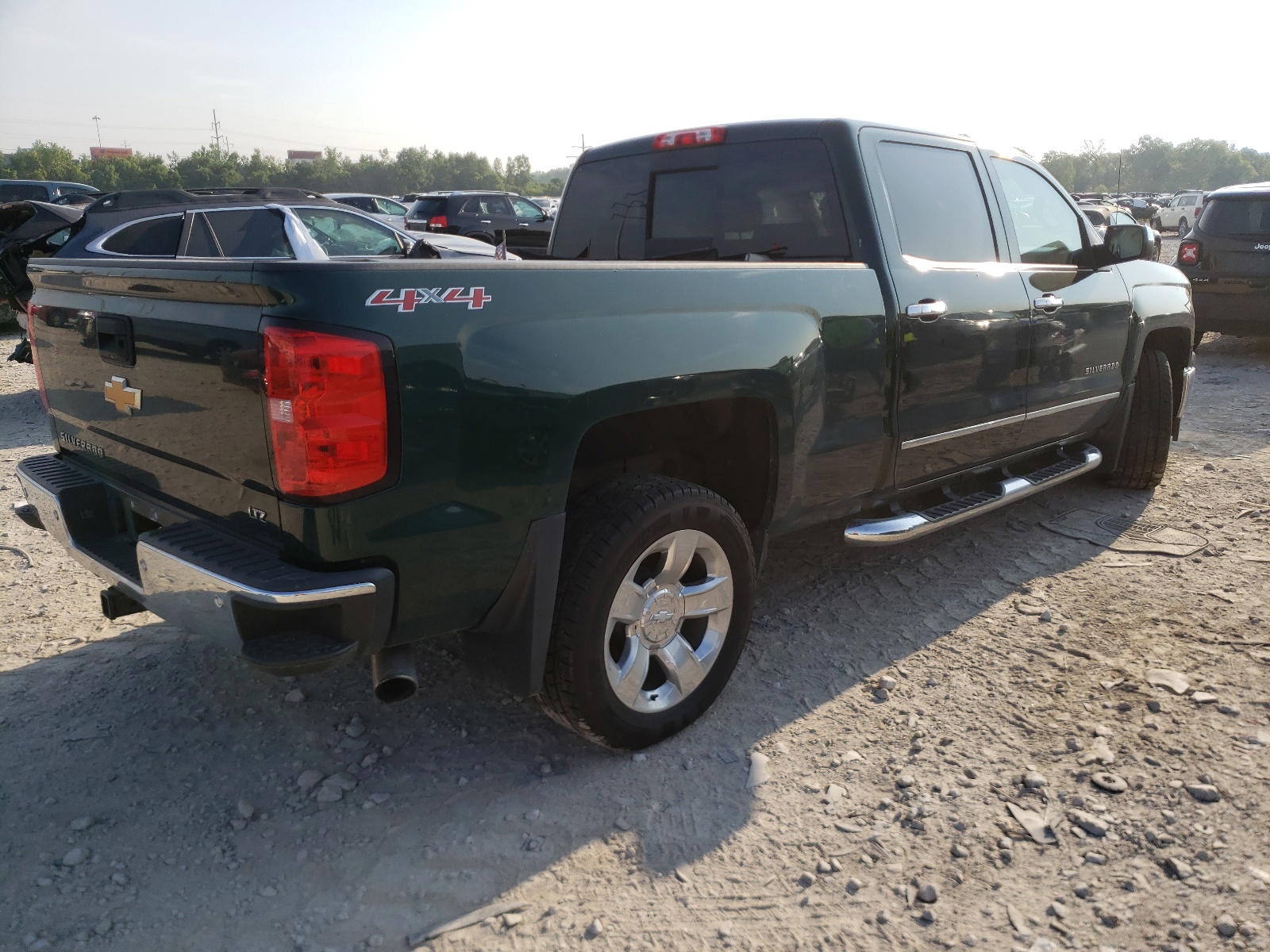 Photo 4 from auction – 2015 CHEVROLET SILVERADO with VIN 3GCUKSEC0FG332082