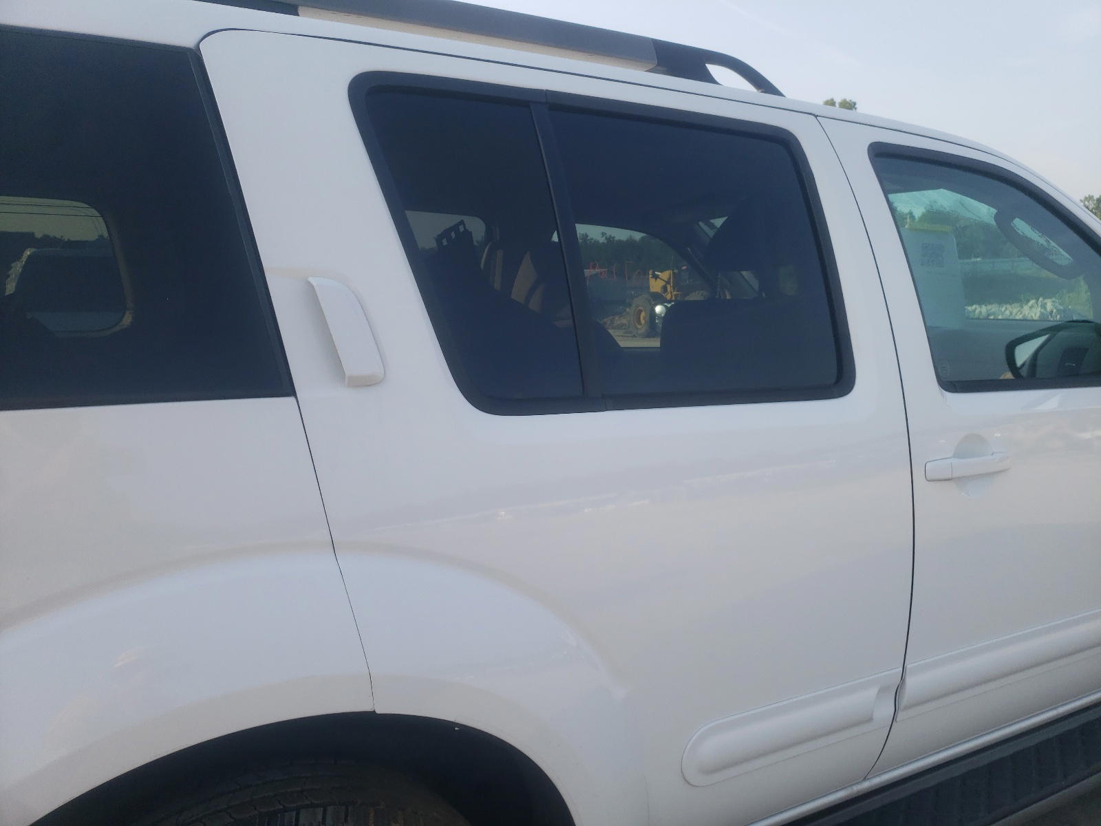 Photo 6 from auction – 2011 NISSAN PATHFINDER with VIN 5N1AR1NB6BC612646