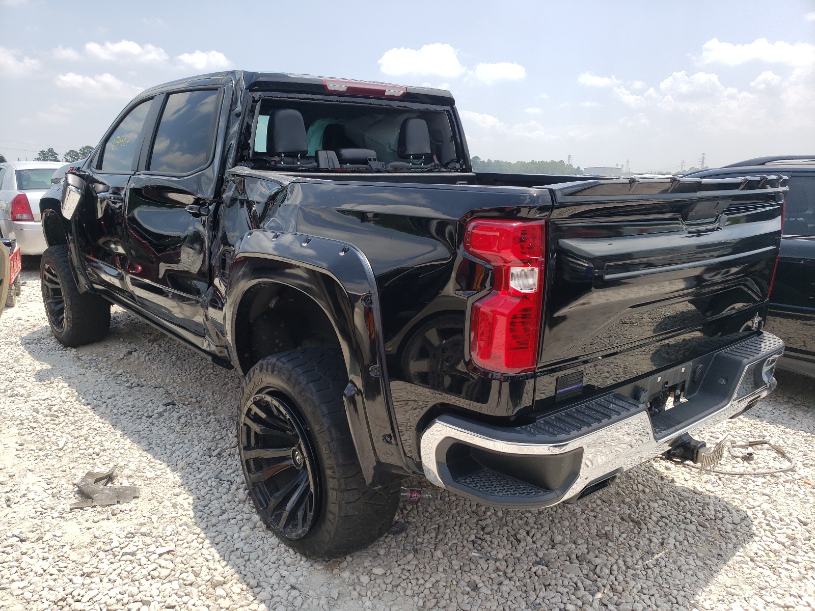 Photo 3 from auction – 2020 CHEVROLET SILVERADO with VIN 3GCUYDED2LG102445
