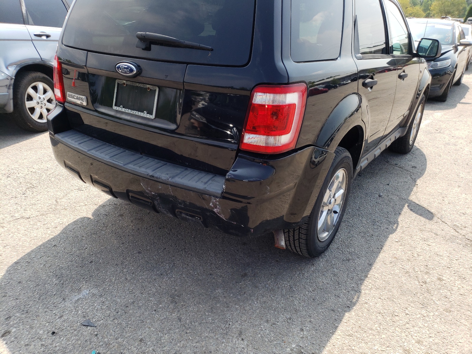 Photo 9 from auction – 2008 FORD ESCAPE XLT with VIN 1FMCU03128KA90768