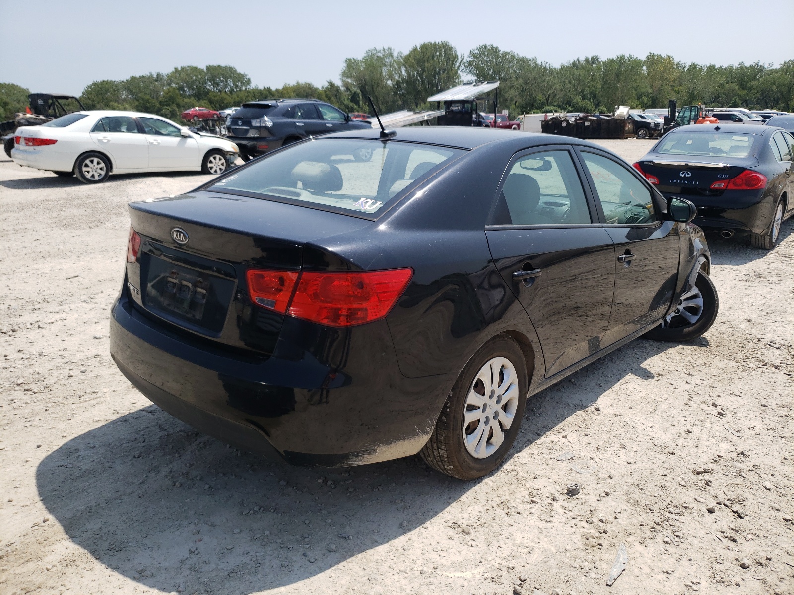 Photo 4 from auction – 2013 KIA FORTE LX with VIN KNAFT4A24D5700991