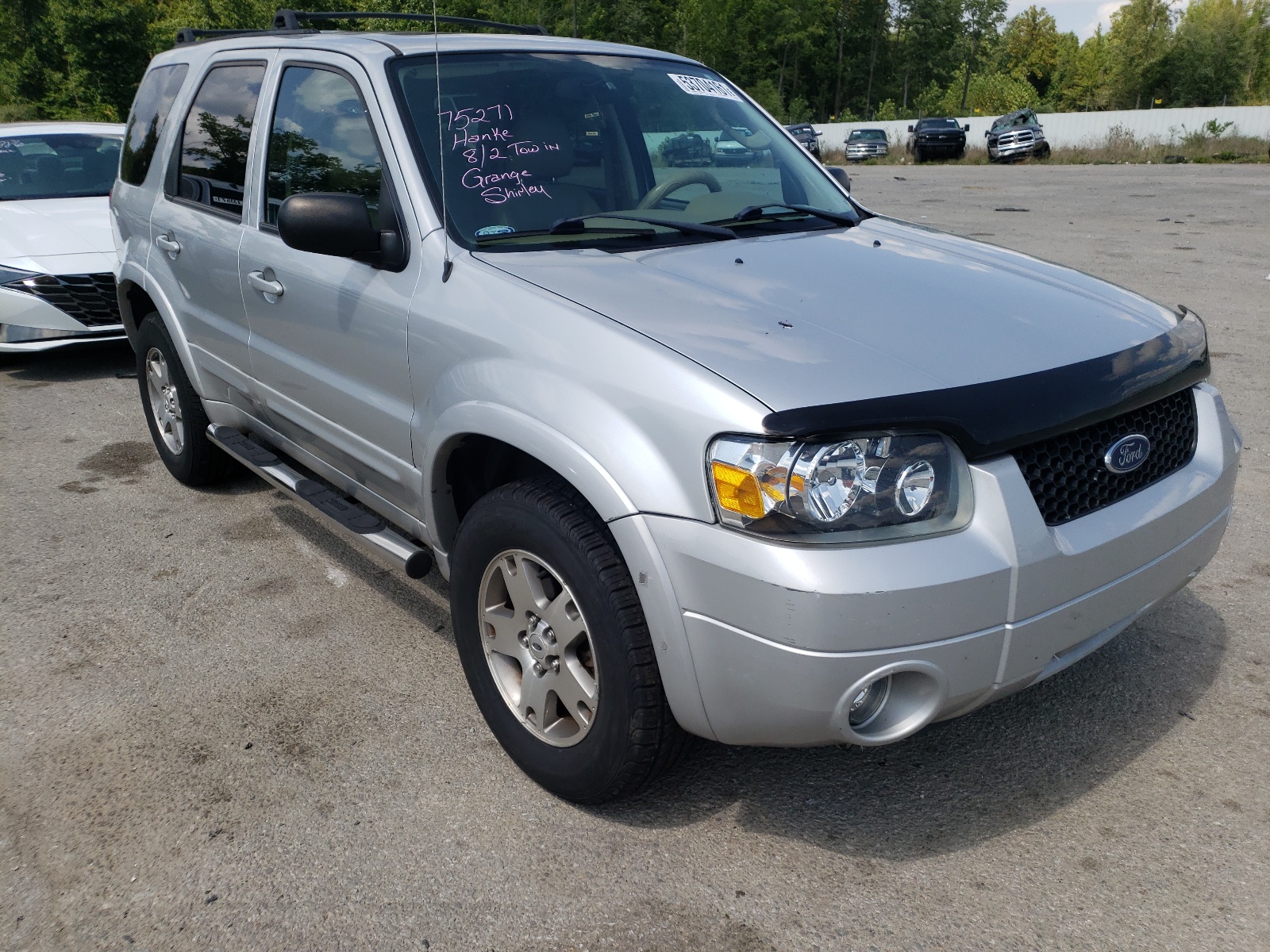 FORD ESCAPE LIM 2005 with VIN 1FMYU04105KA36689 - Photo from auction