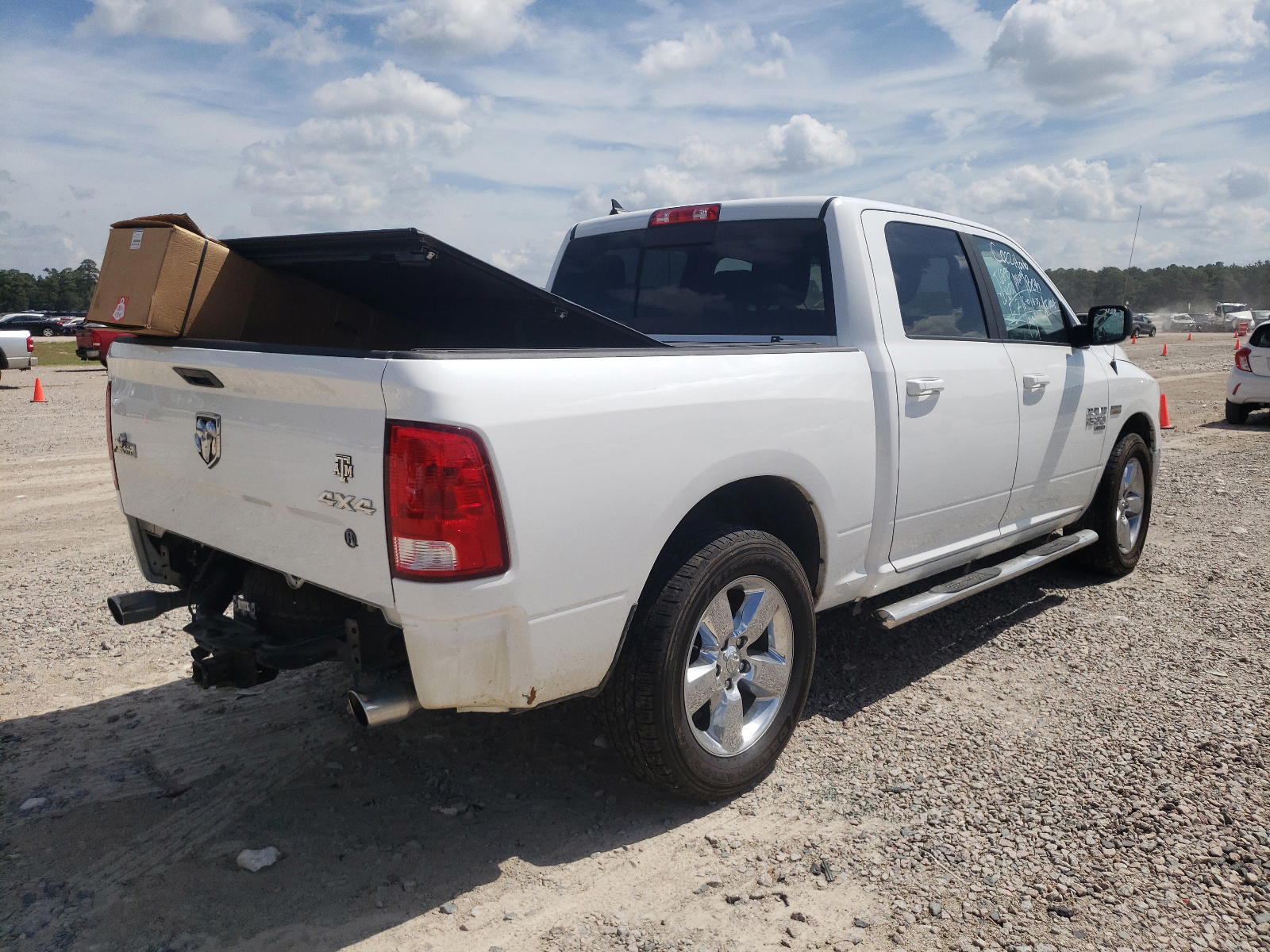 Photo 4 from auction – 2019 RAM 1500 CLASS with VIN 1C6RR7LT2KS598294
