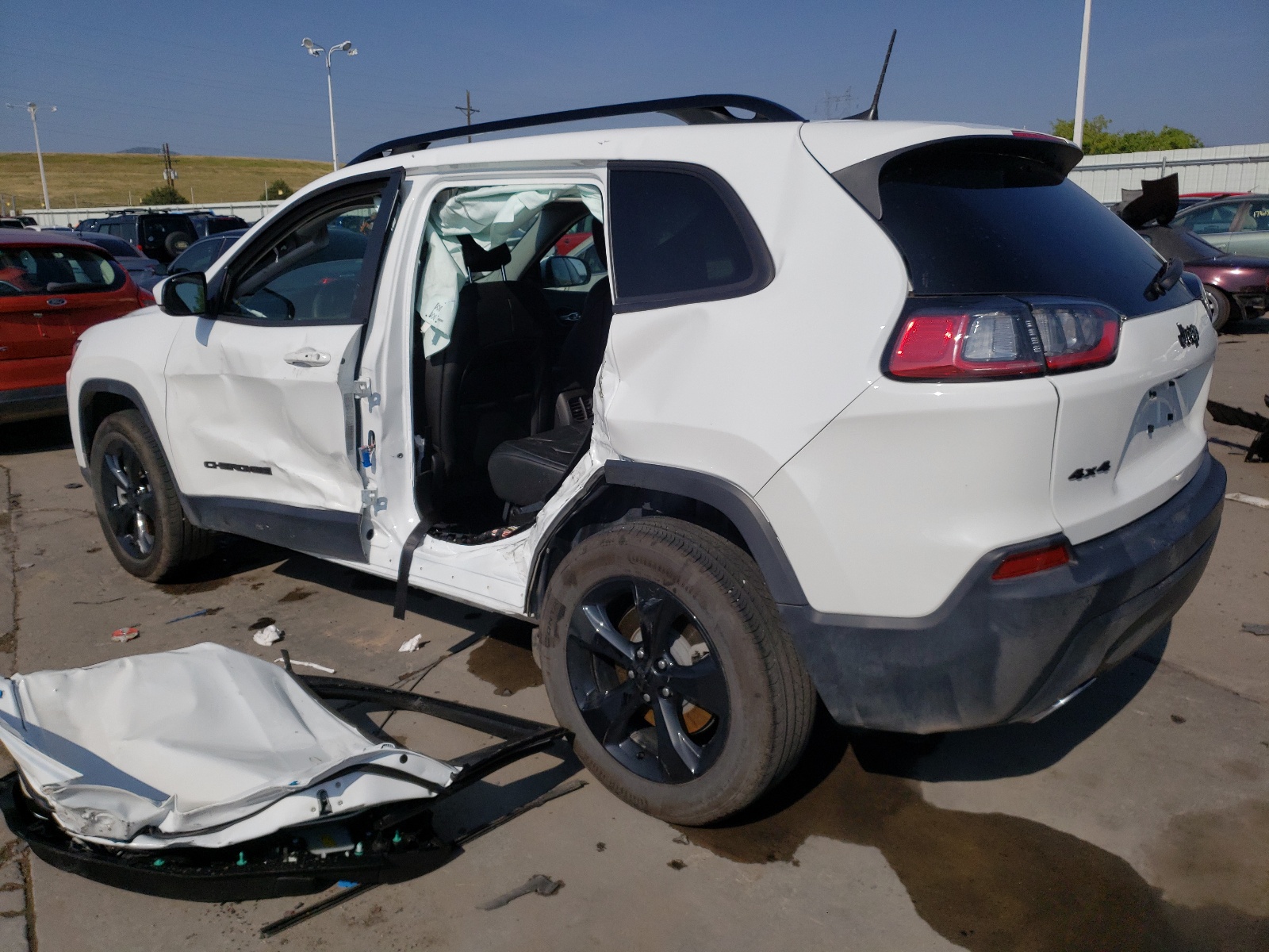 Photo 3 from auction – 2020 JEEP CHEROKEE L with VIN 1C4PJMLX0LD594954