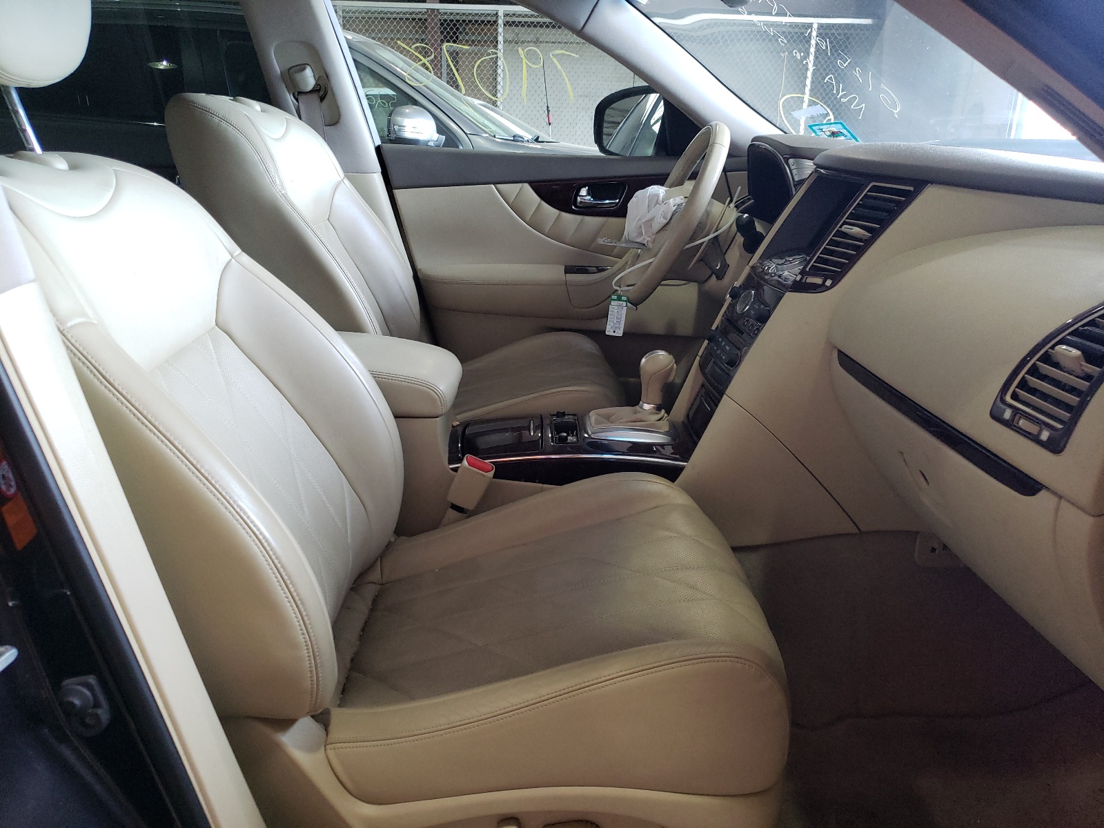 Photo 5 from auction – 2009 INFINITI FX35 with VIN JNRAS18W09M155425