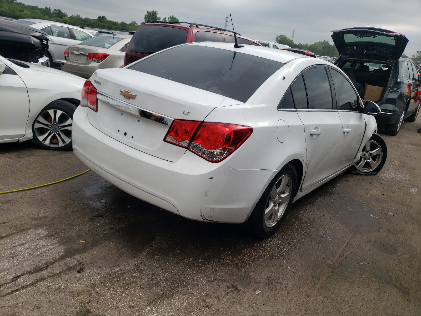 Photo 4 from auction – 2014 CHEVROLET CRUZE LT with VIN 1G1PC5SB9E7343558