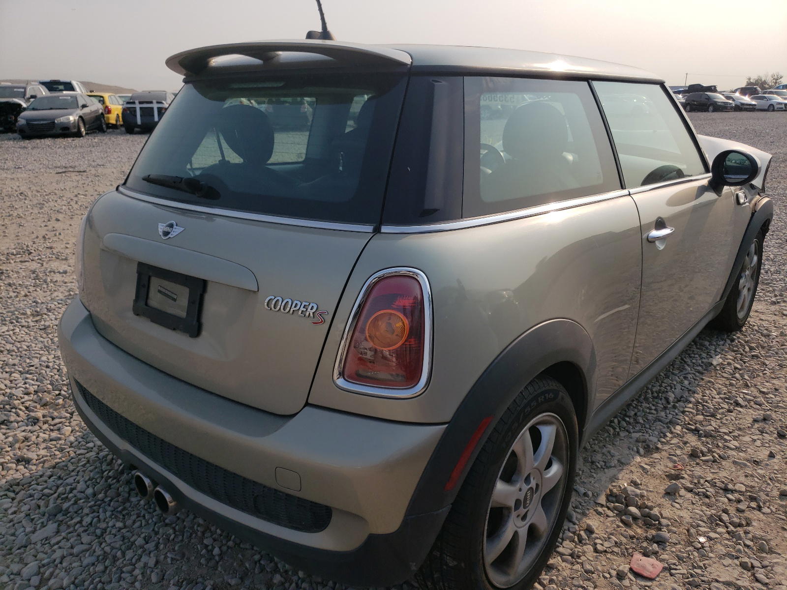Photo 4 from auction – 2010 MINI COOPER S with VIN WMWMF7C57ATZ73339