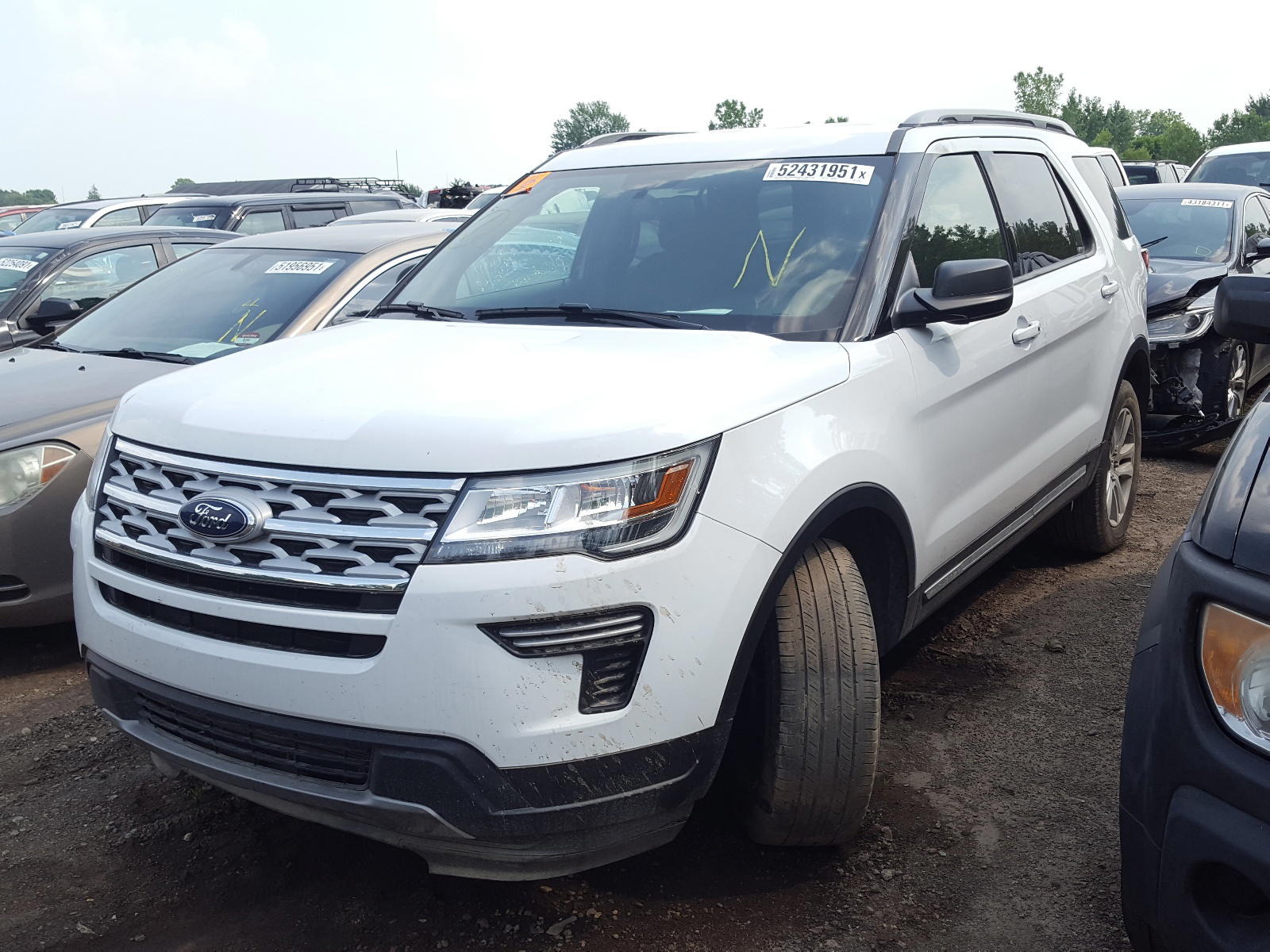 Photo 2 from auction – 2019 FORD EXPLORER X with VIN 1FM5K8DH3KGB20587