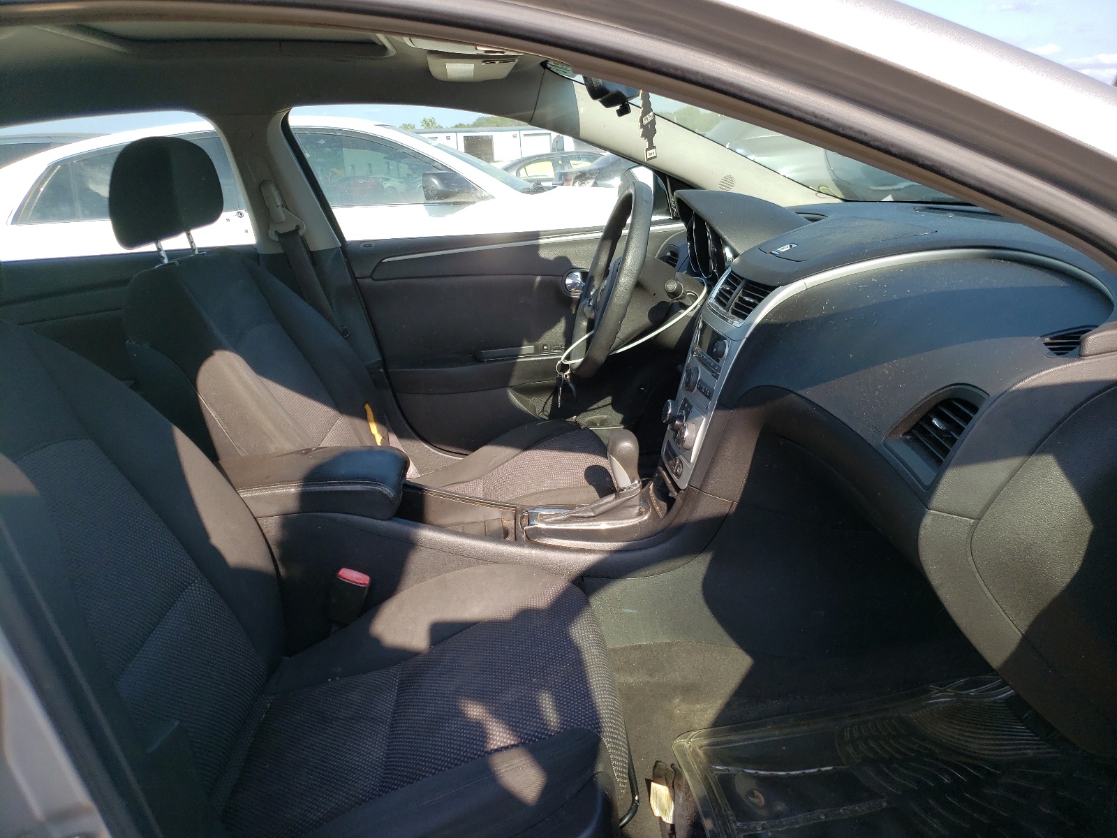 Photo 5 from auction – 2008 CHEVROLET MALIBU 1LT with VIN 1G1ZH57B98F207346