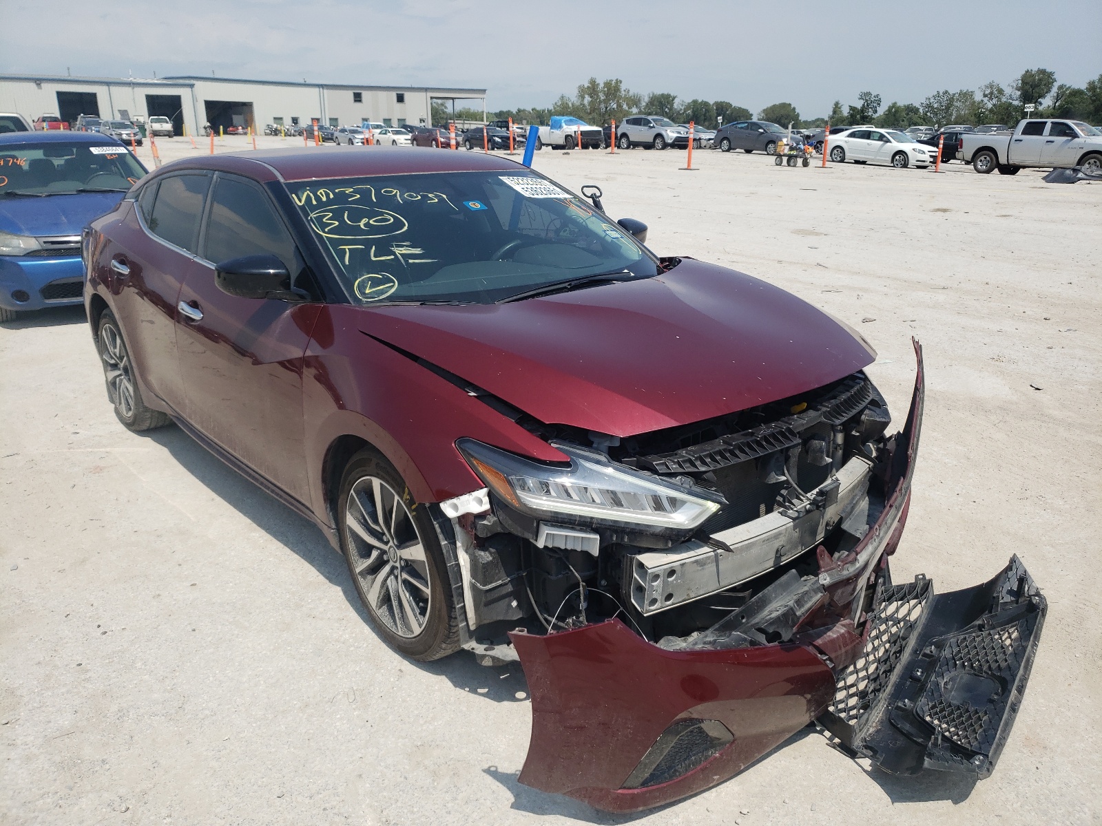 NISSAN MAXIMA S 2019 with VIN 1N4AA6AV0KC379037 - Photo from auction