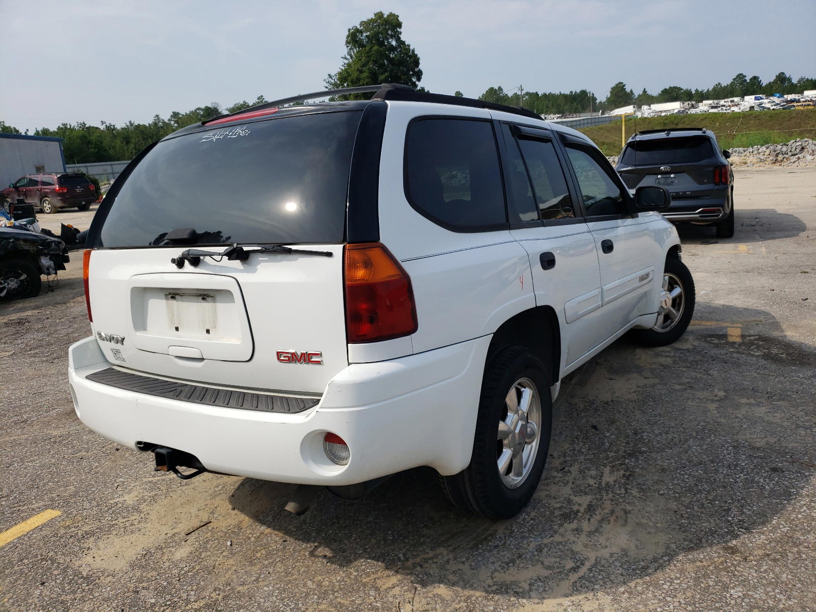 Photo 4 from auction – 2004 GMC ENVOY with VIN 1GKDT13SX42154063