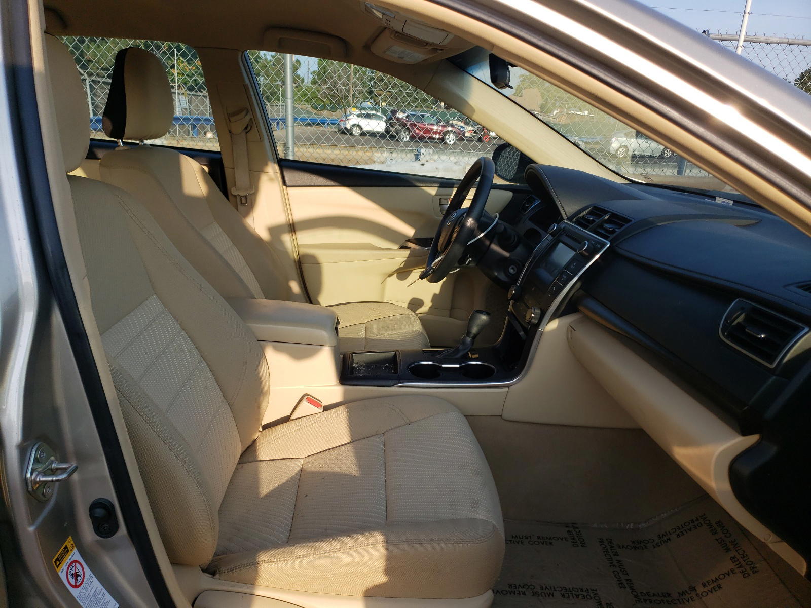 Photo 5 from auction – 2016 TOYOTA CAMRY LE with VIN 4T4BF1FK6GR543038