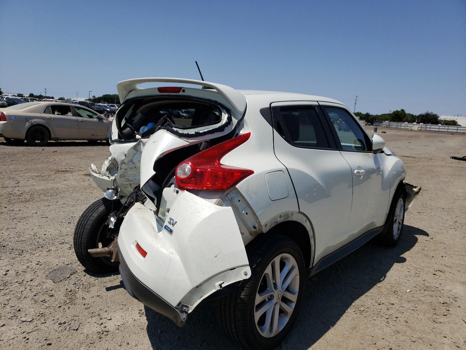 Photo 4 from auction – 2012 NISSAN JUKE S with VIN JN8AF5MR7CT111886