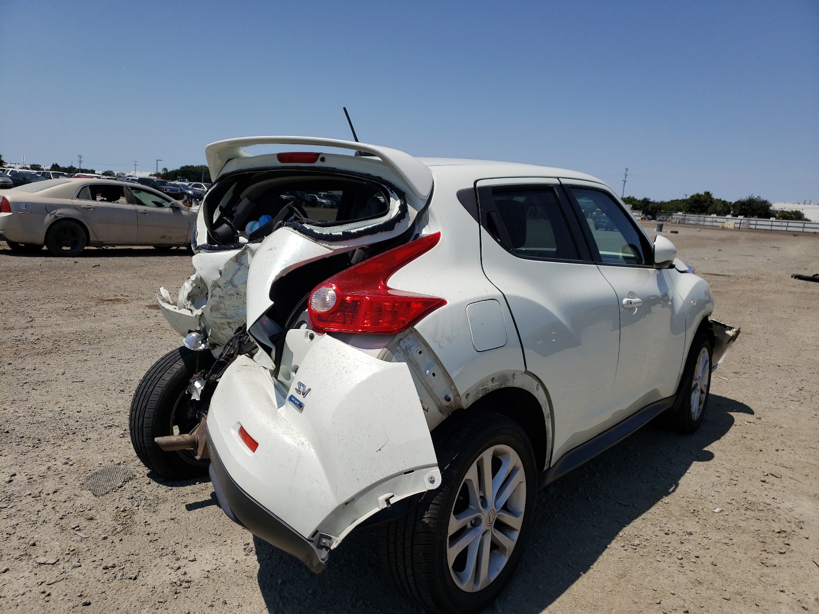 Zdjęcie 4 z aukcji – 2012 NISSAN JUKE S z VIN JN8AF5MR7CT111886