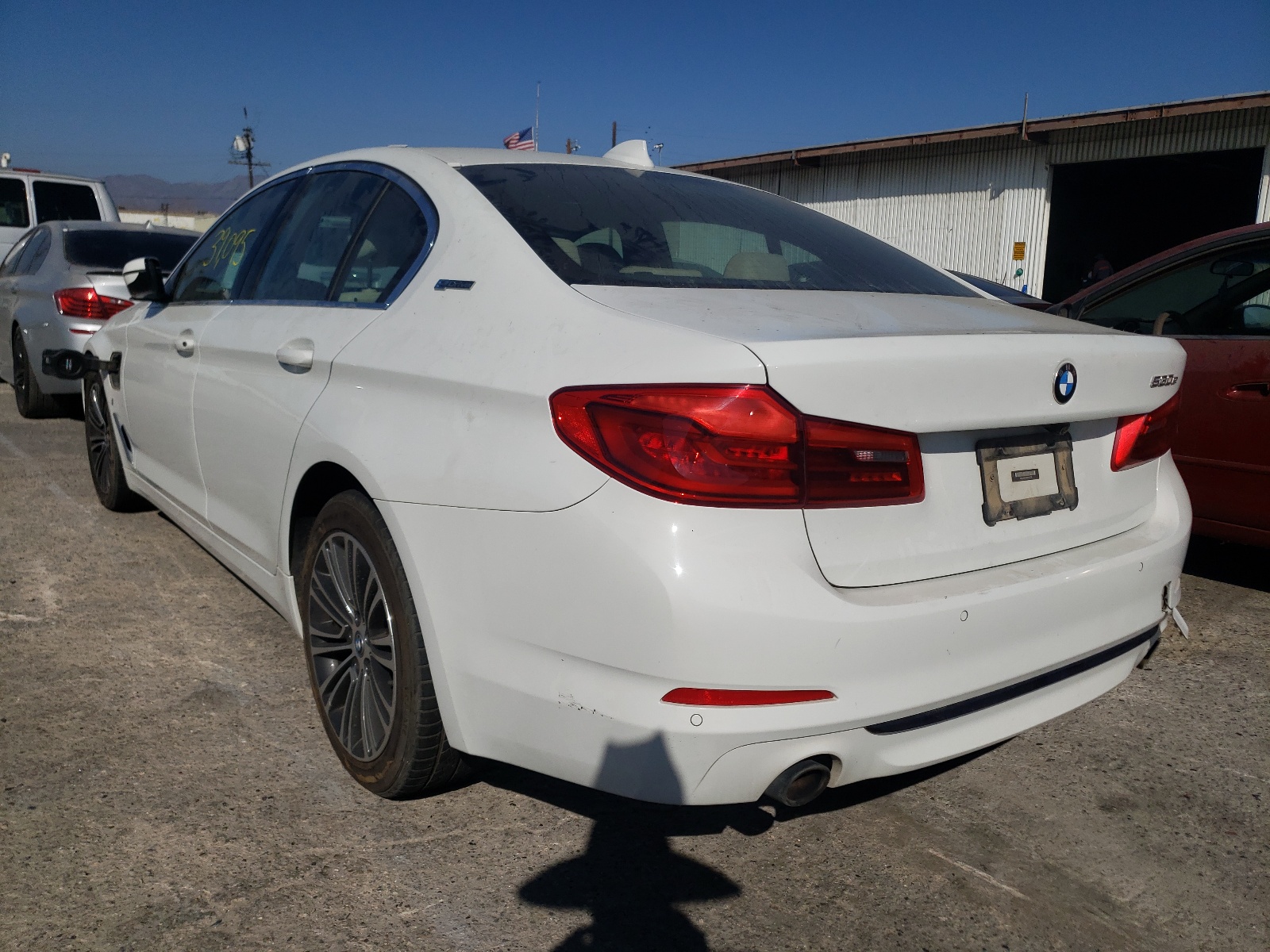 Photo 3 from auction – 2019 BMW 530E with VIN WBAJA9C56KB253776