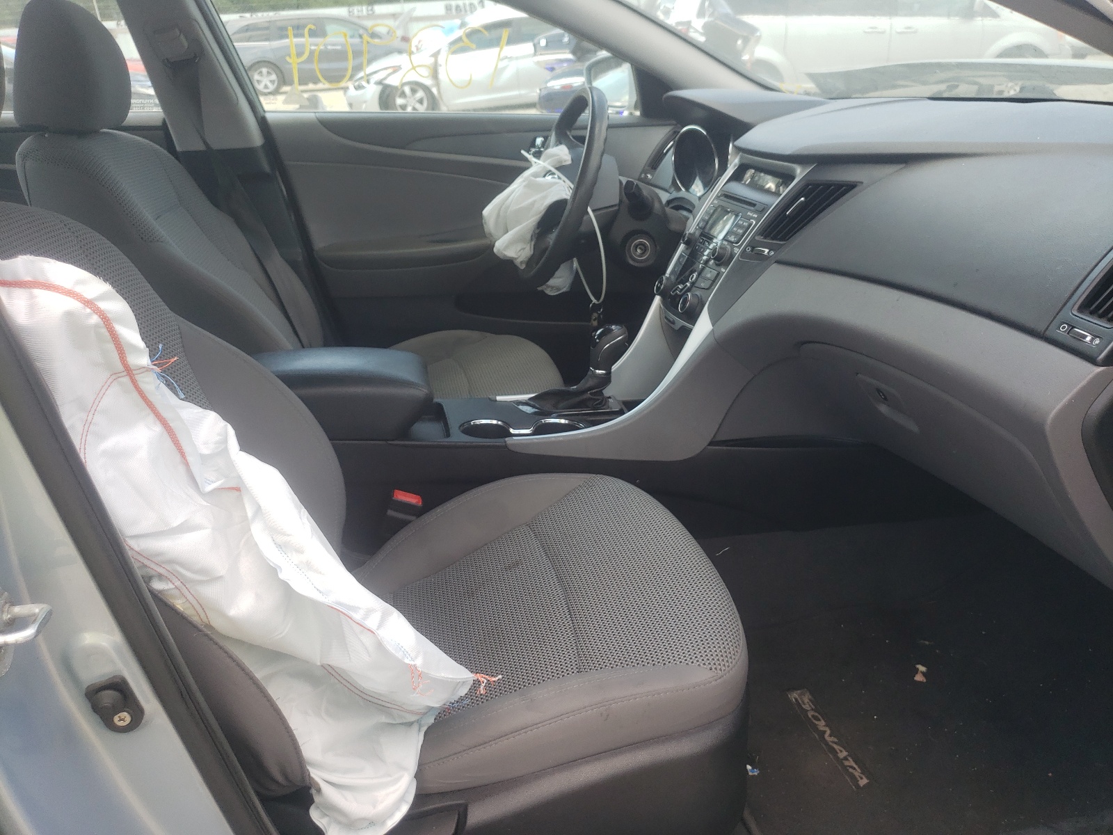 Photo 5 from auction – 2011 HYUNDAI SONATA GLS with VIN 5NPEB4AC1BH147689