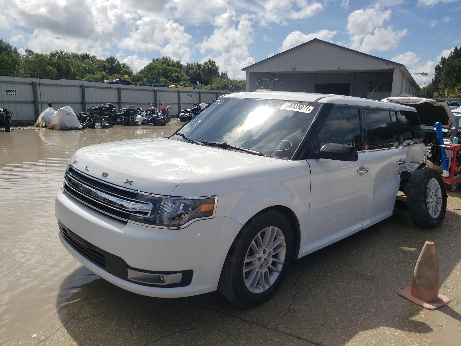 Photo 2 from auction – 2015 FORD FLEX SEL with VIN 2FMGK5C86FBA02863