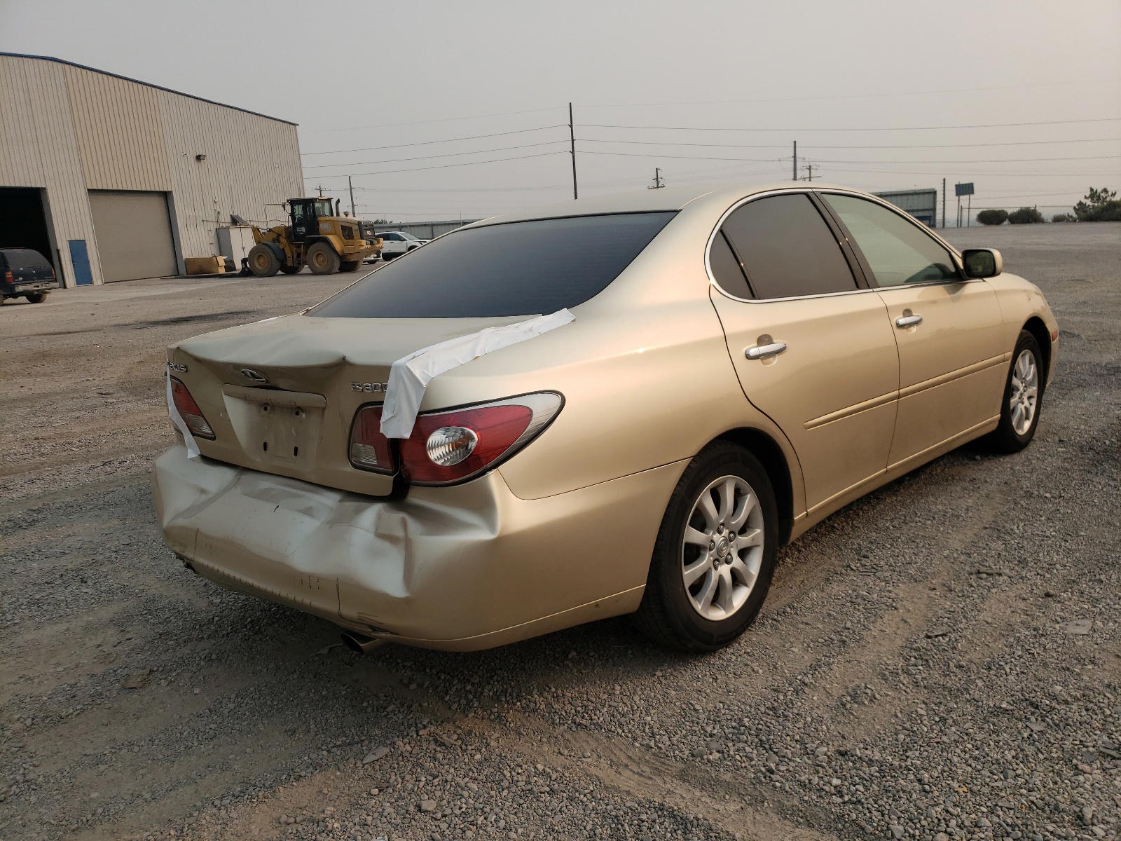 Photo 4 from auction – 2002 LEXUS ES 300 with VIN JTHBF30G920080924
