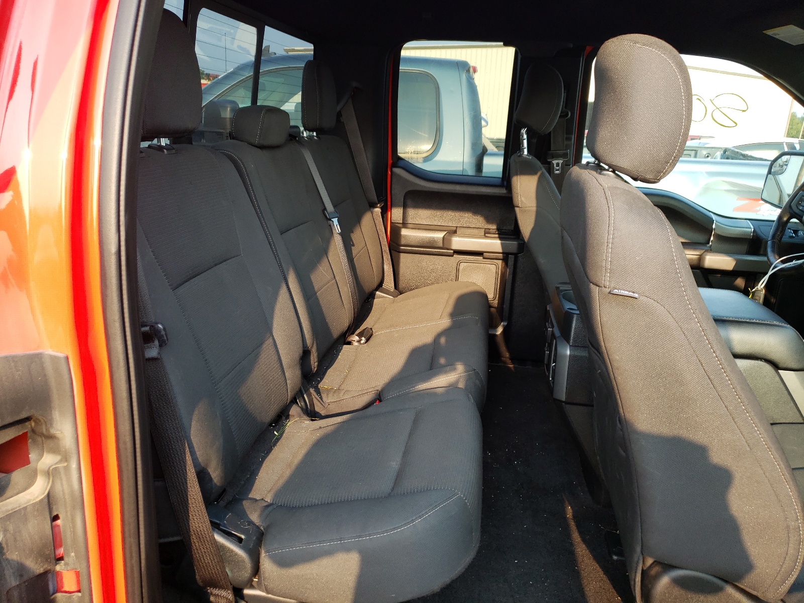 Photo 6 from auction – 2016 FORD F150 SUPER with VIN 1FTEX1EP8GKG05511